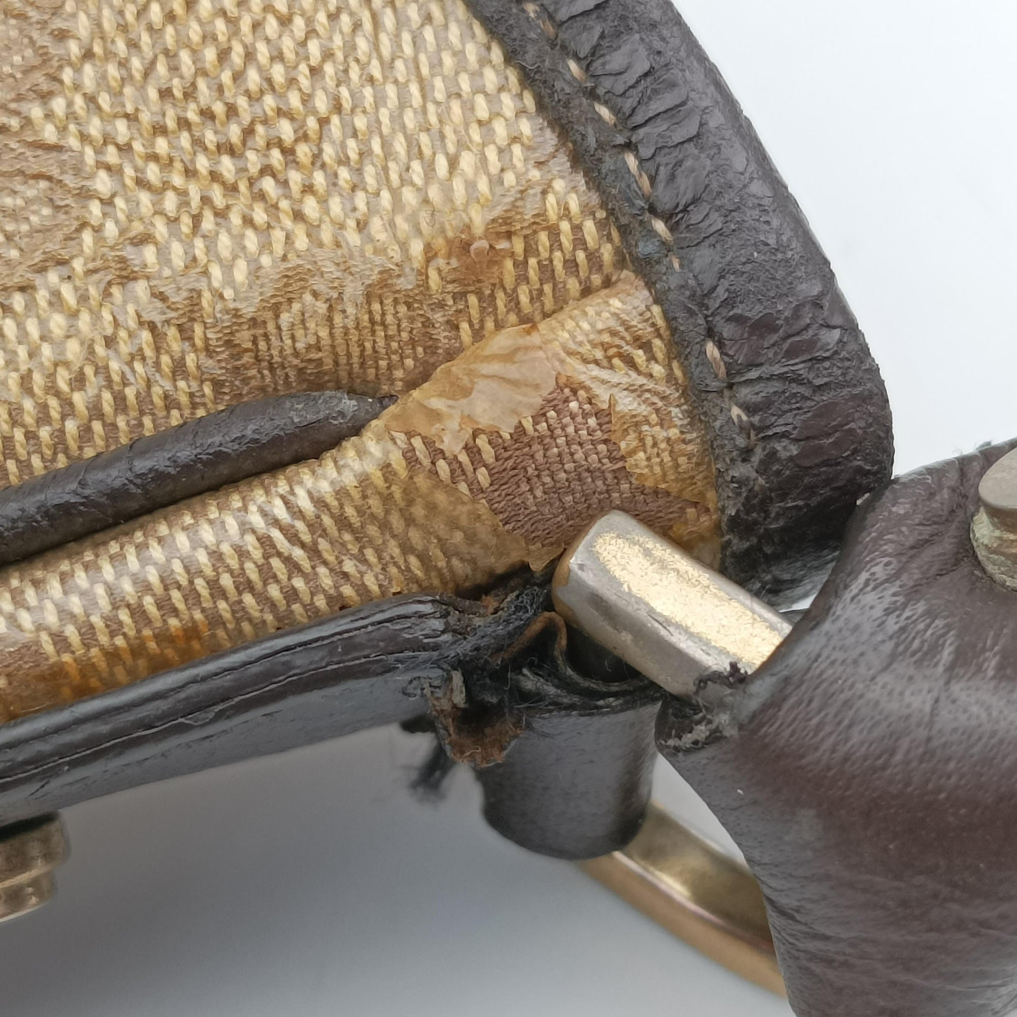 Pre-owned Gucci GG Crystal Abbey Hobo Beige PVC coated canvas×leather 268636 handbag | stylenewstar