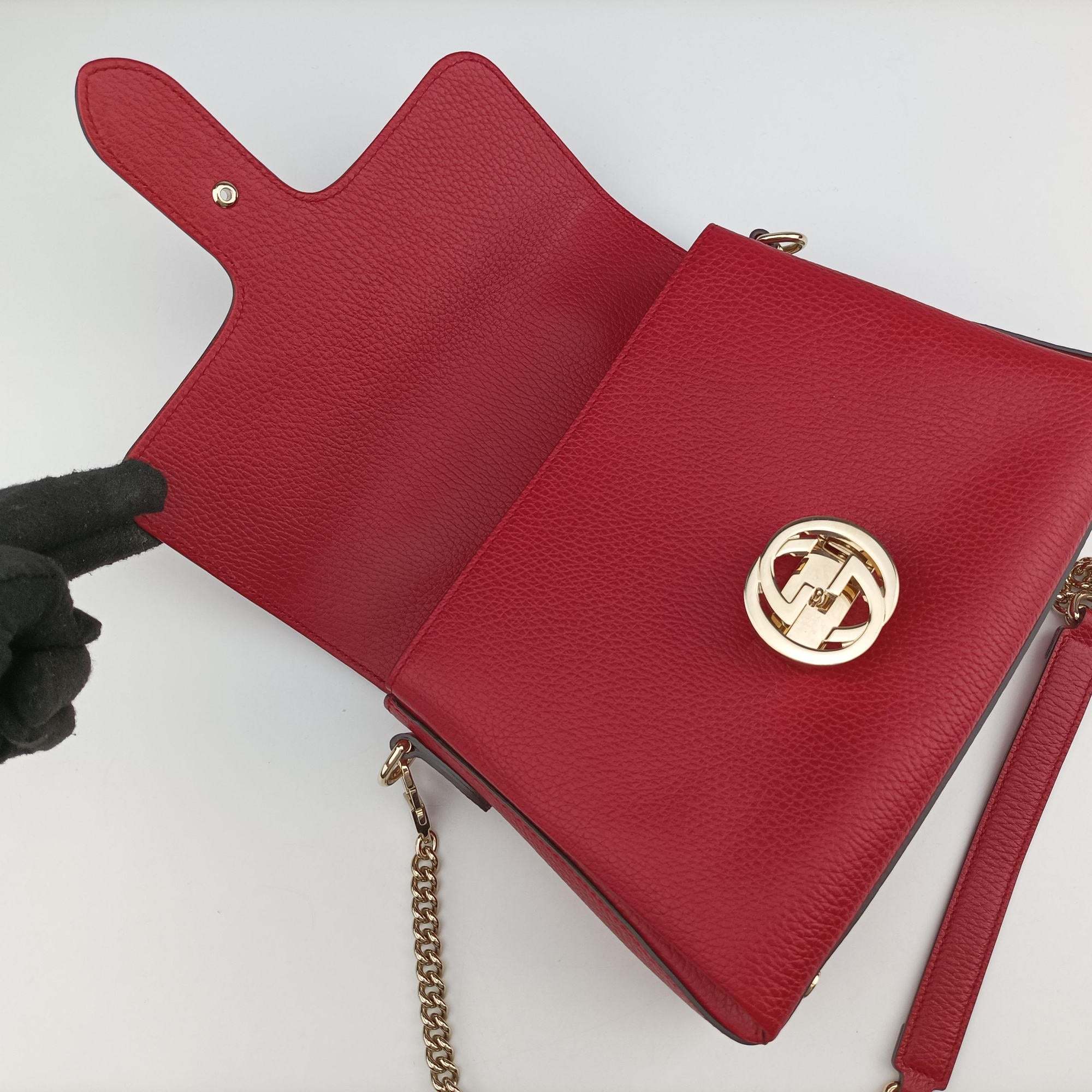Pre-owned Gucci Interlocking G Red Leather 510302 shoulderbag | stylenewstar