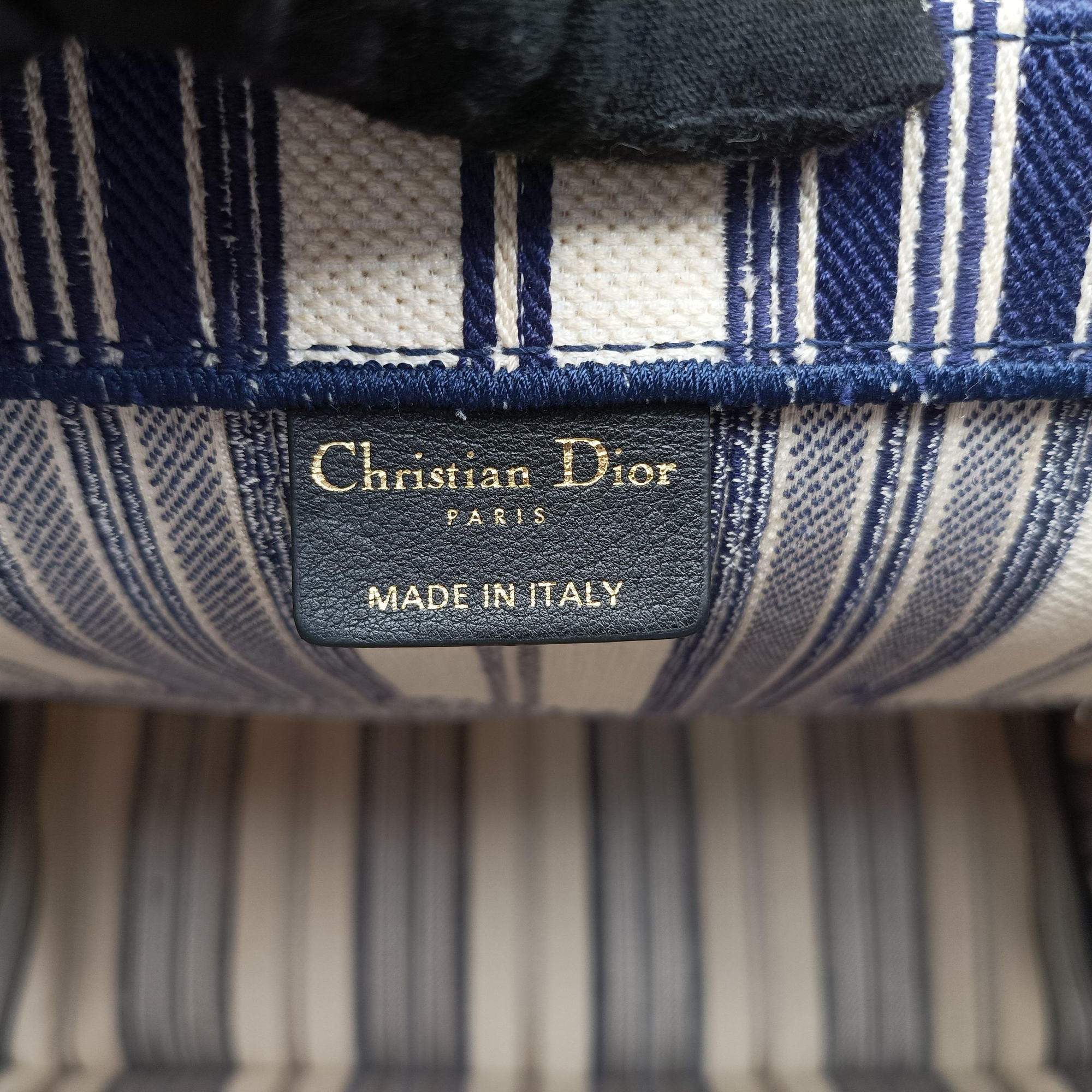 Pre-owned Christian Dior Book Tote White × Navy Jacquard  handbag | stylenewstar