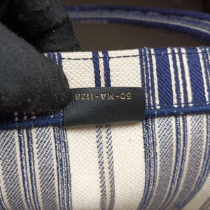 Pre-owned Christian Dior Book Tote White × Navy Jacquard  handbag | stylenewstar
