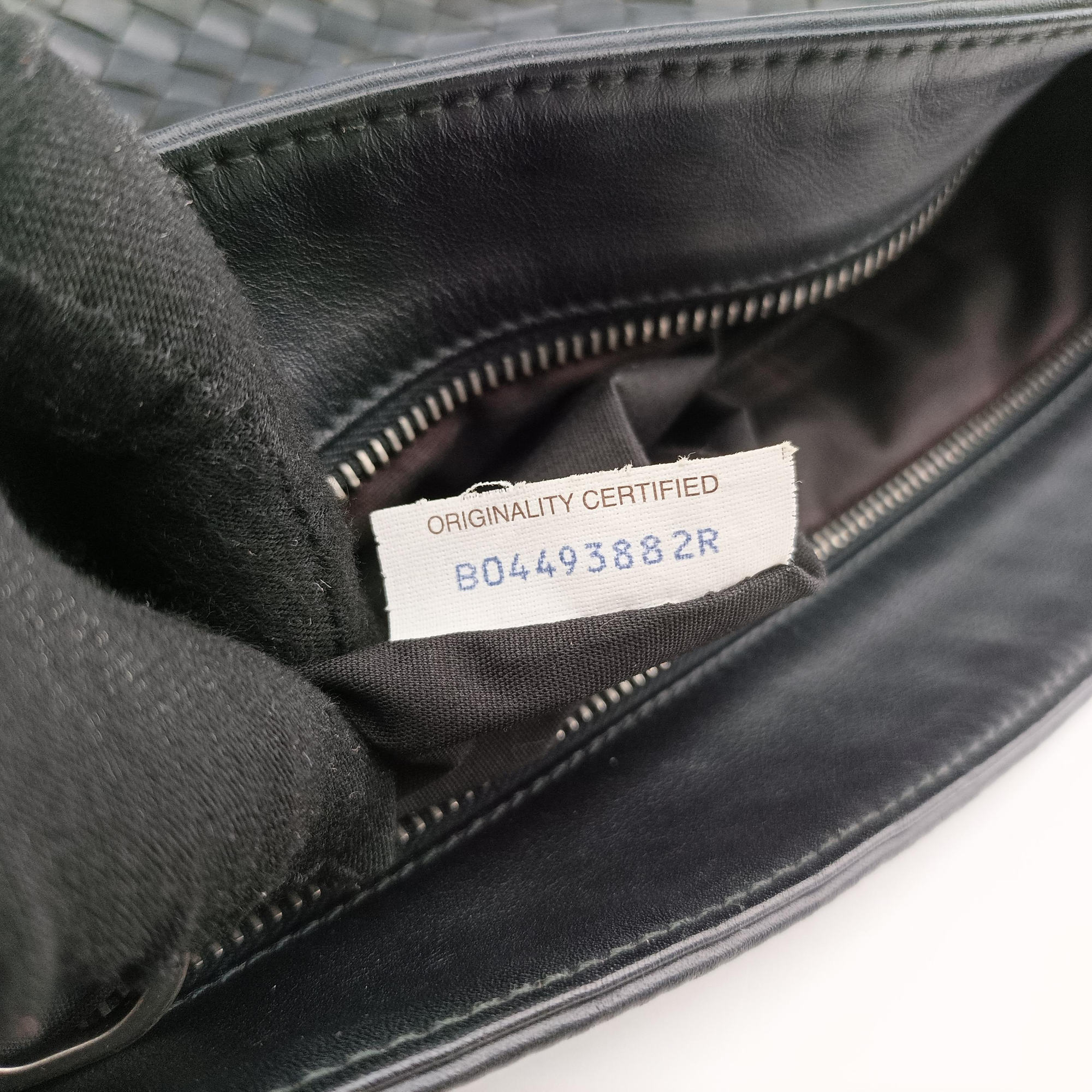 Pre-owned Bottega Veneta Intrecciato Black lambskin  shoulderbag | stylenewstar