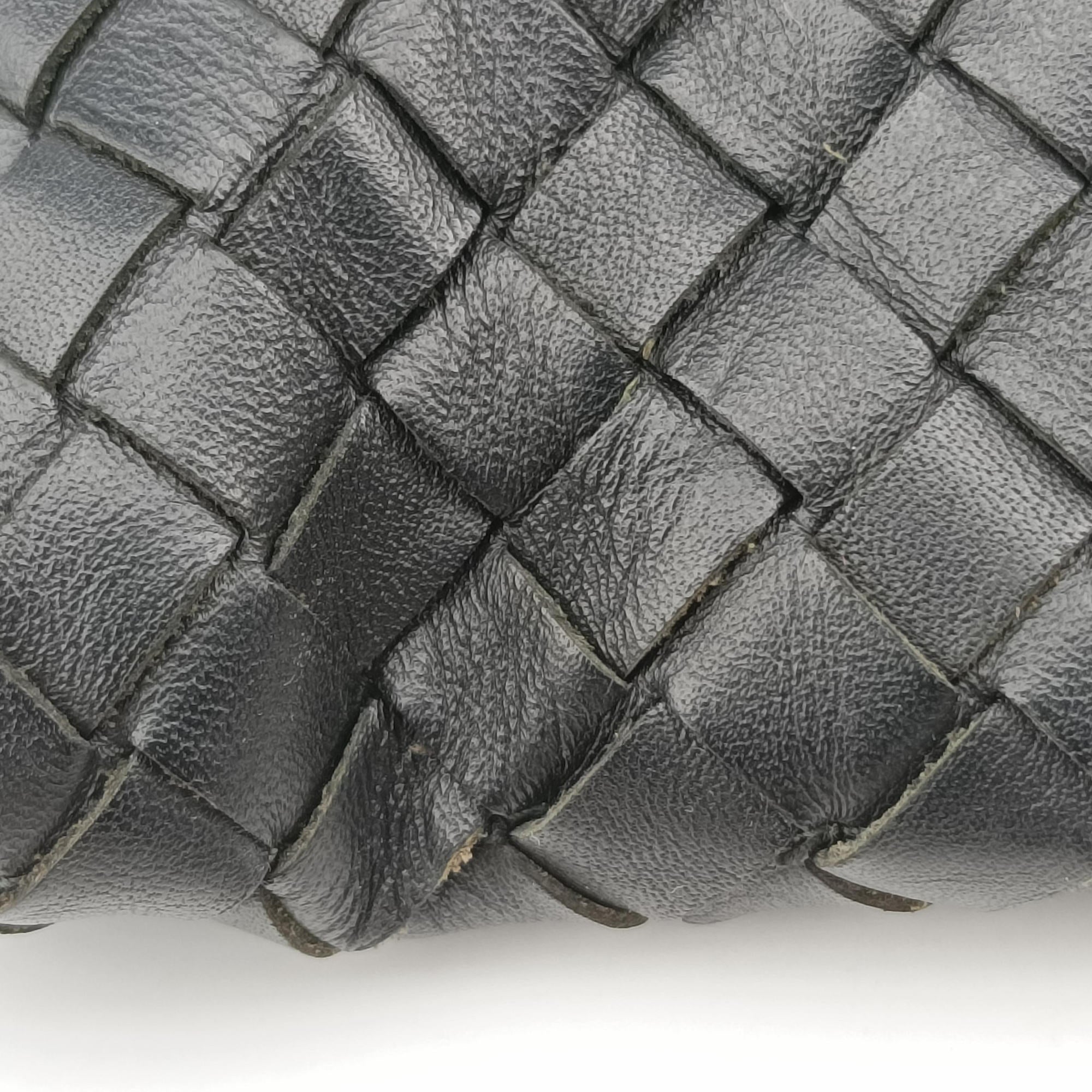 Pre-owned Bottega Veneta Intrecciato Black lambskin  shoulderbag | stylenewstar