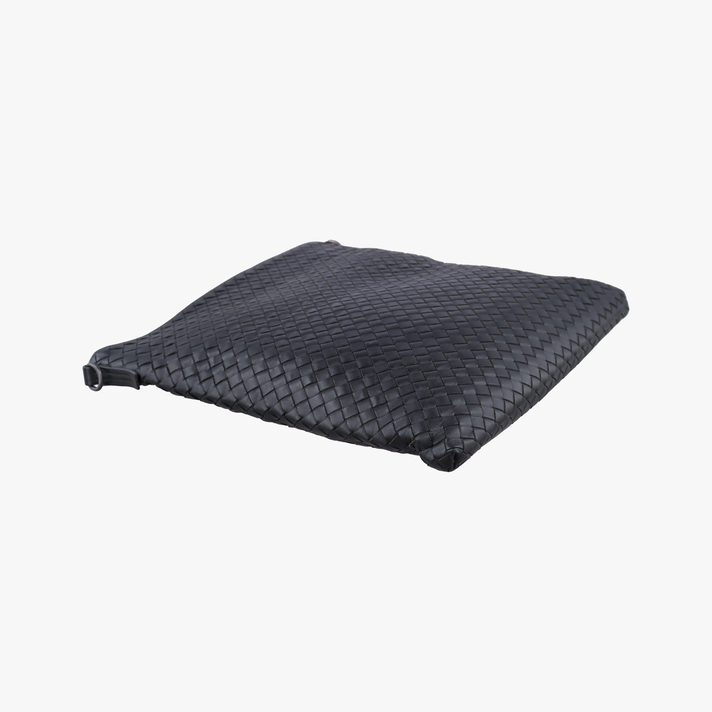 Pre-owned Bottega Veneta Intrecciato Black lambskin  shoulderbag | stylenewstar