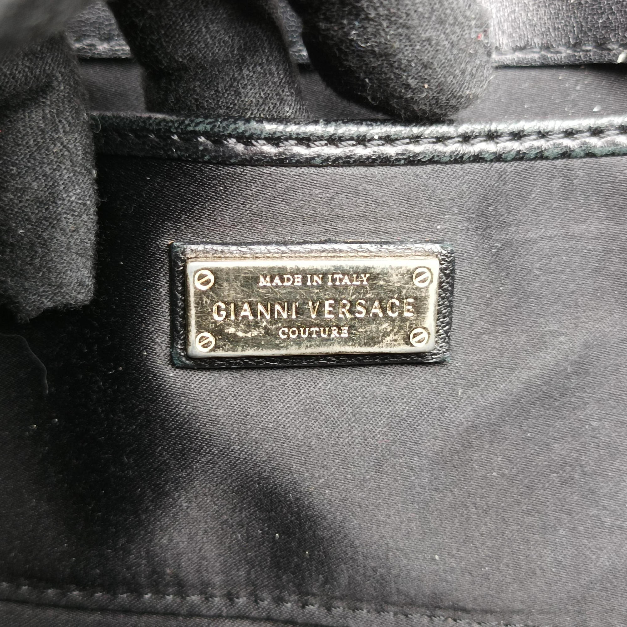 Secondhand VERSACE back grain Black Patent Leather  shoulderbag | stylenewstar