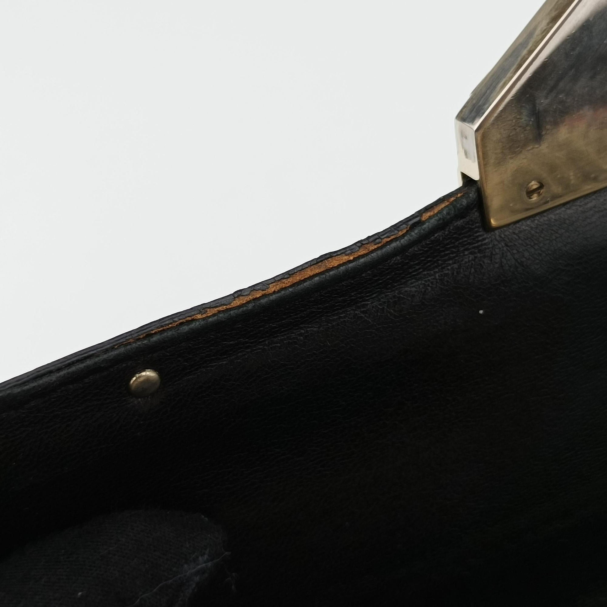 Secondhand VERSACE back grain Black Patent Leather  shoulderbag | stylenewstar