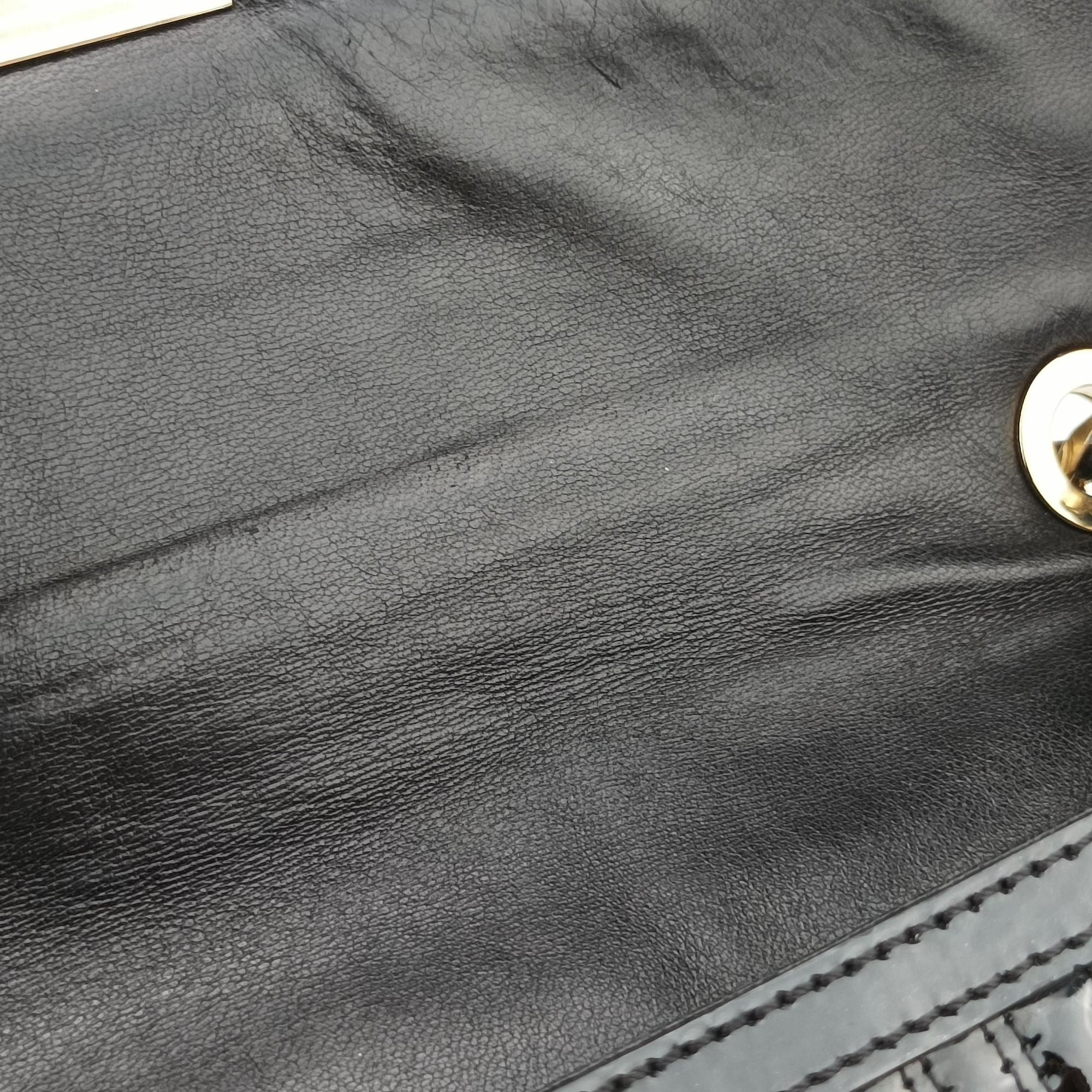 Secondhand VERSACE back grain Black Patent Leather  shoulderbag | stylenewstar
