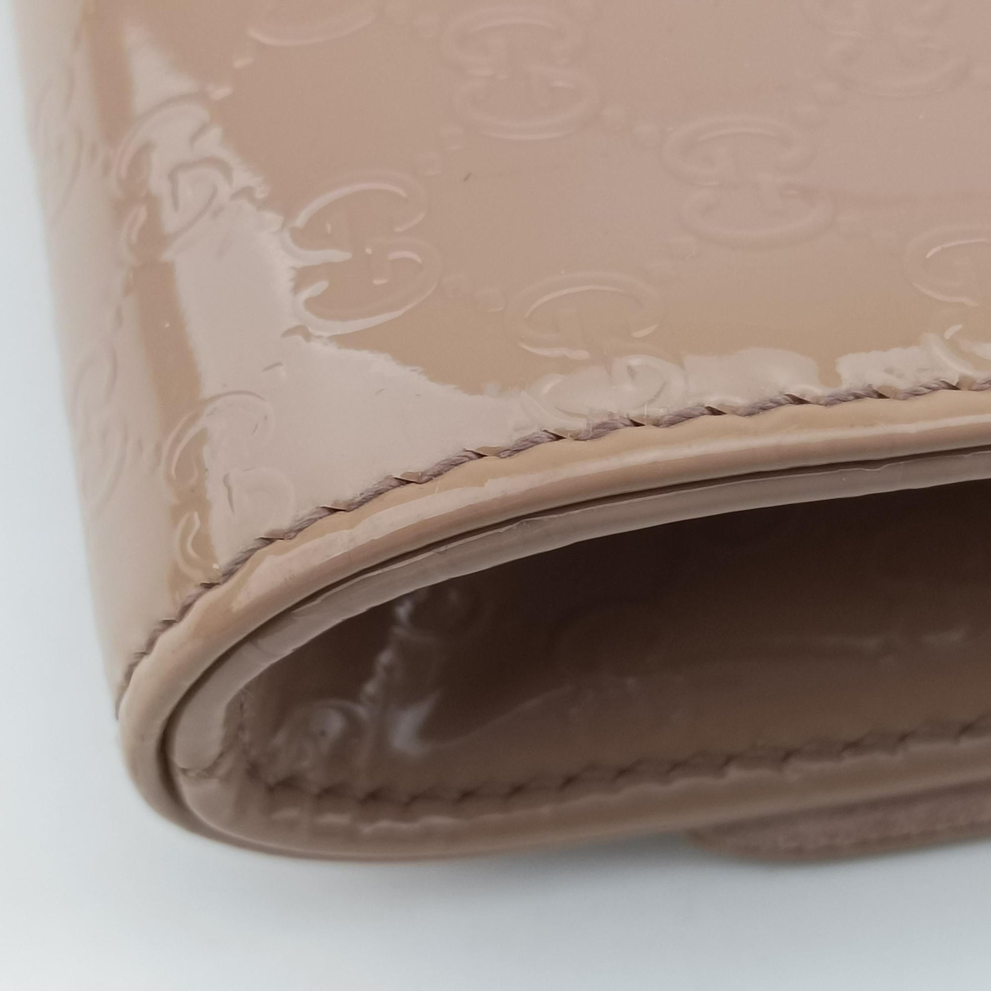 Pre-owned Gucci Microguccissima Broadway Camel Patent Leather 339249 long-wallet | stylenewstar