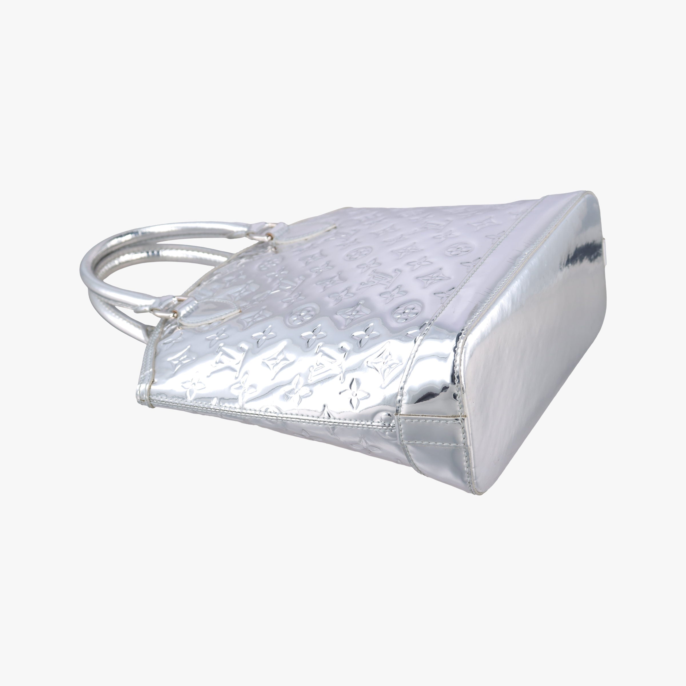 Pre-owned Louis Vuitton Lockit Silver Monogram Miroir M95449 handbag | stylenewstar