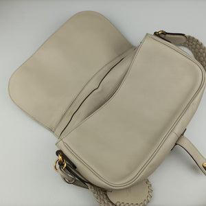 Pre-owned Gucci Tassel Handmade Medium Flap White Leather 263954 shoulderbag | stylenewstar