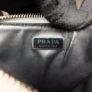 Vintage Prada Triangle Chain Pouch White Leather  shoulderbag | stylenewstar