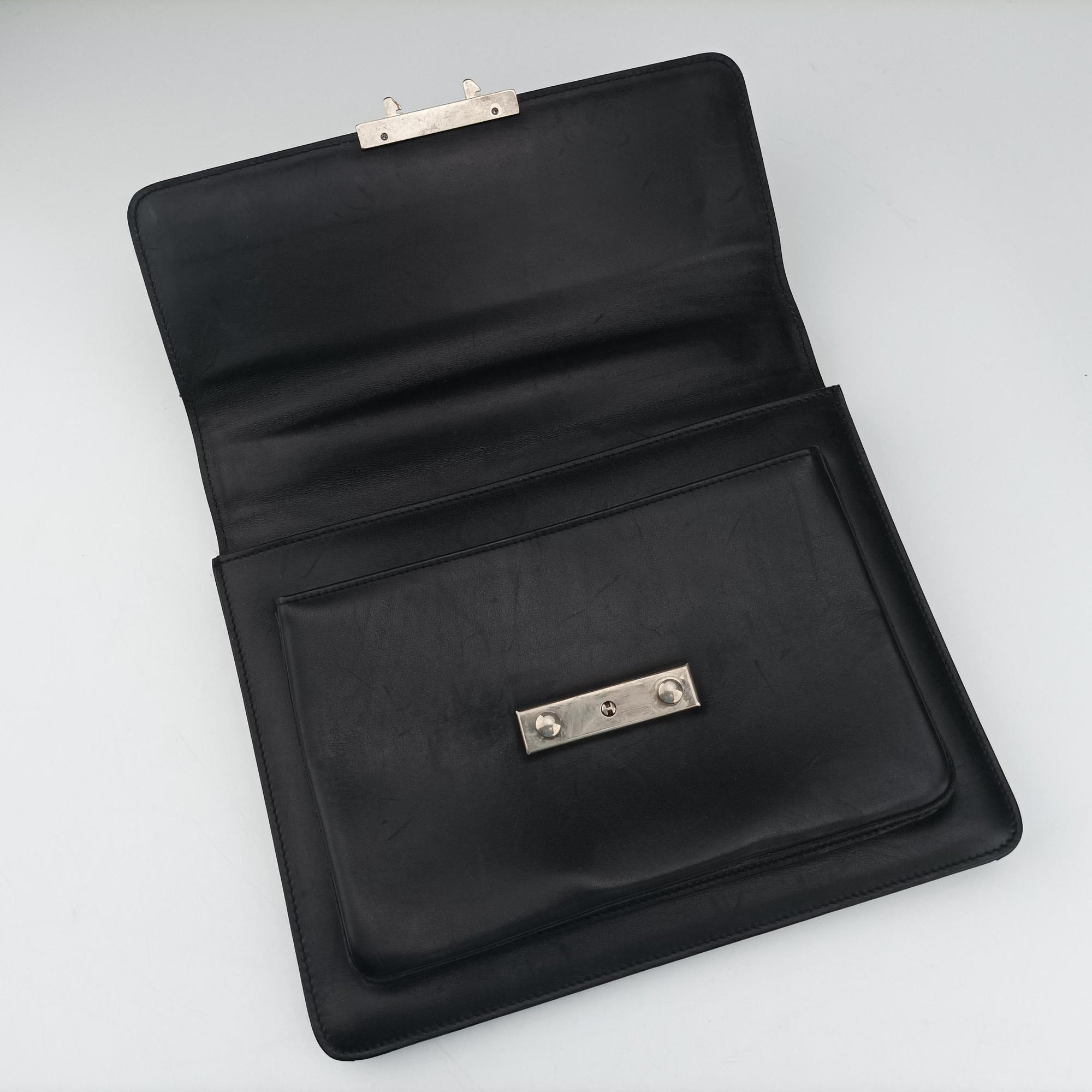 Pre-owned VERSACE Embossed Logo Top Handle Messenger Black Leather  shoulderbag | stylenewstar