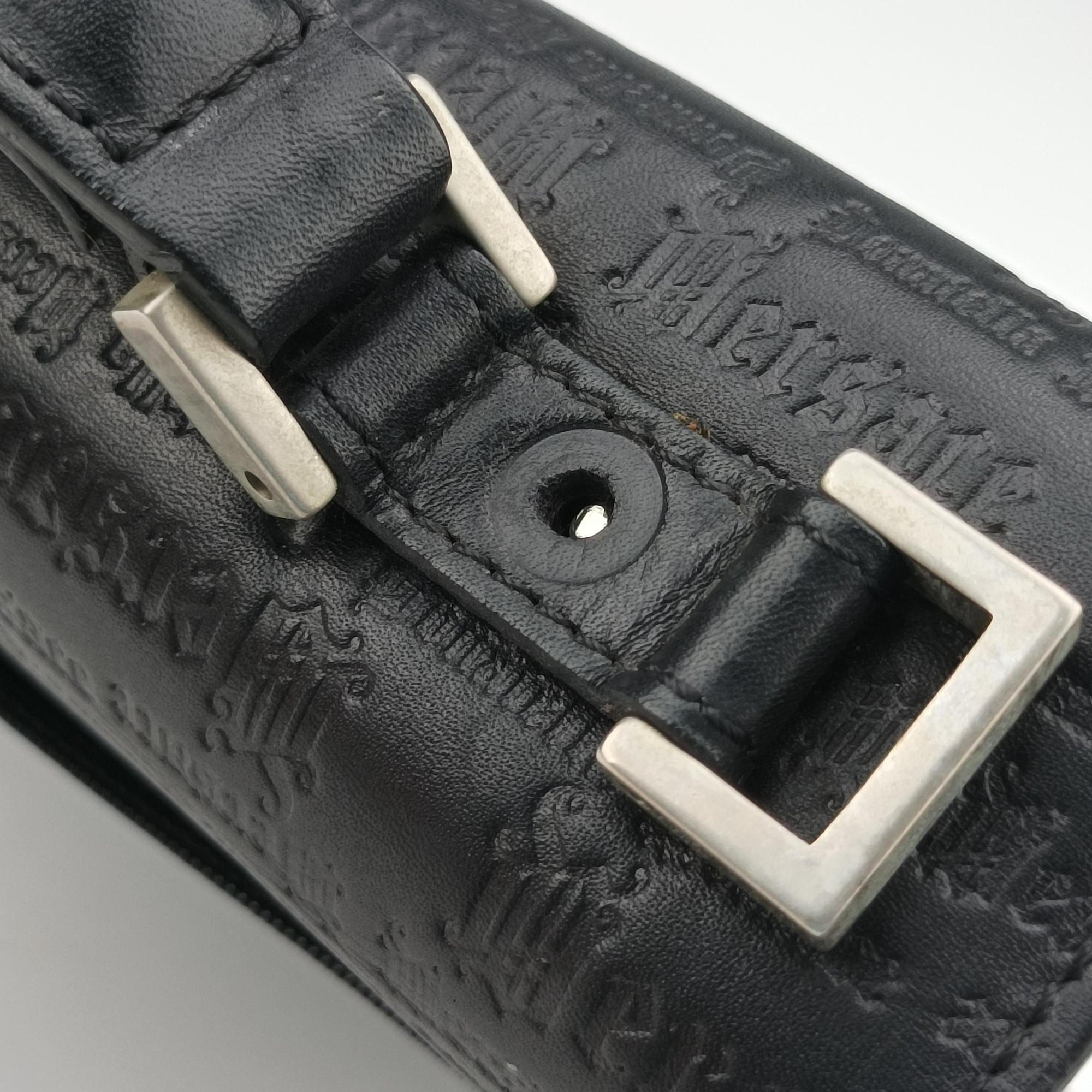 Pre-owned VERSACE Embossed Logo Top Handle Messenger Black Leather  shoulderbag | stylenewstar