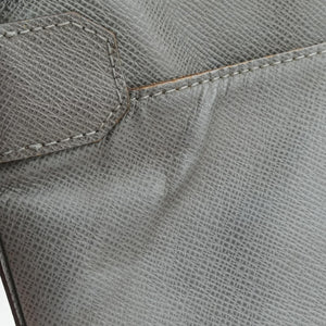 Pre-owned Louis Vuitton SASHA Glacier Grey TAIGA M32630 shoulderbag | stylenewstar