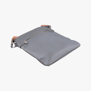 Pre-owned Louis Vuitton SASHA Glacier Grey TAIGA M32630 shoulderbag | stylenewstar