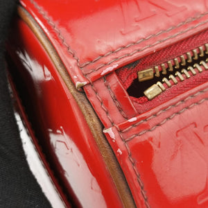 Secondhand Louis Vuitton Bedford Pomme d'Amour Vernis M91986 shoulderbag | stylenewstar