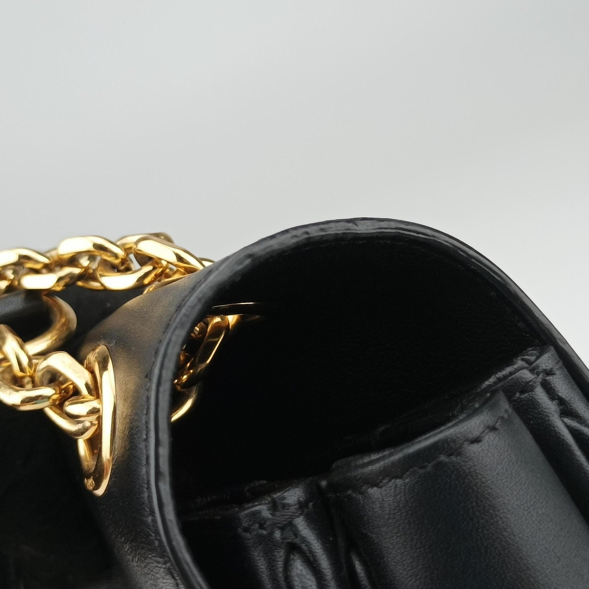 Secondhand Celine C bag Medium Black Leather  shoulderbag | stylenewstar