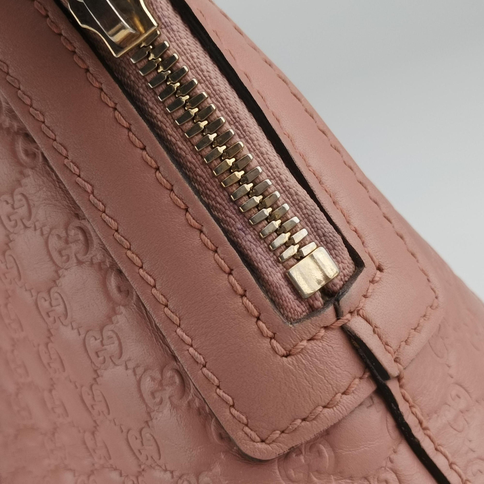 Secondhand Gucci Microguccissima Pink Leather 449663 shoulderbag | stylenewstar