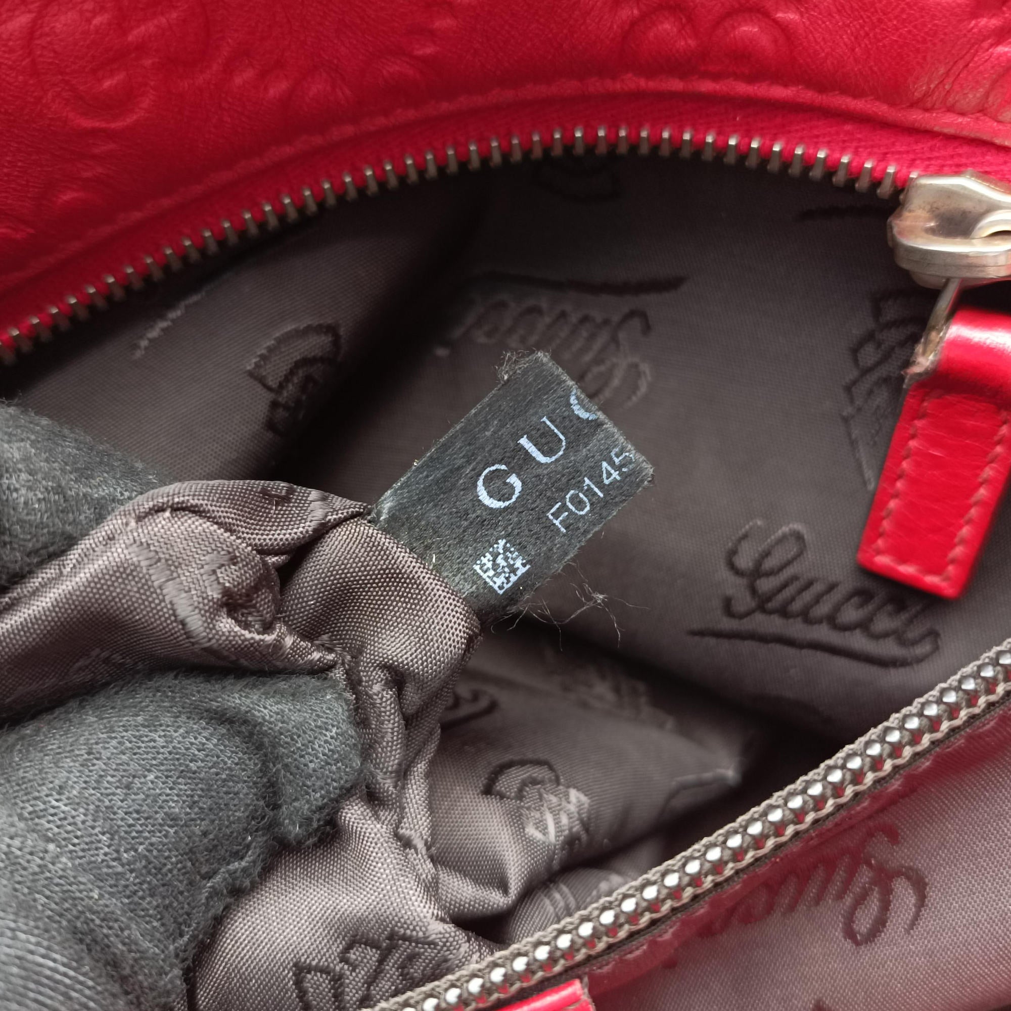 Vintage Gucci Guccissima GG Imprime Red Leather 211137 handbag | stylenewstar