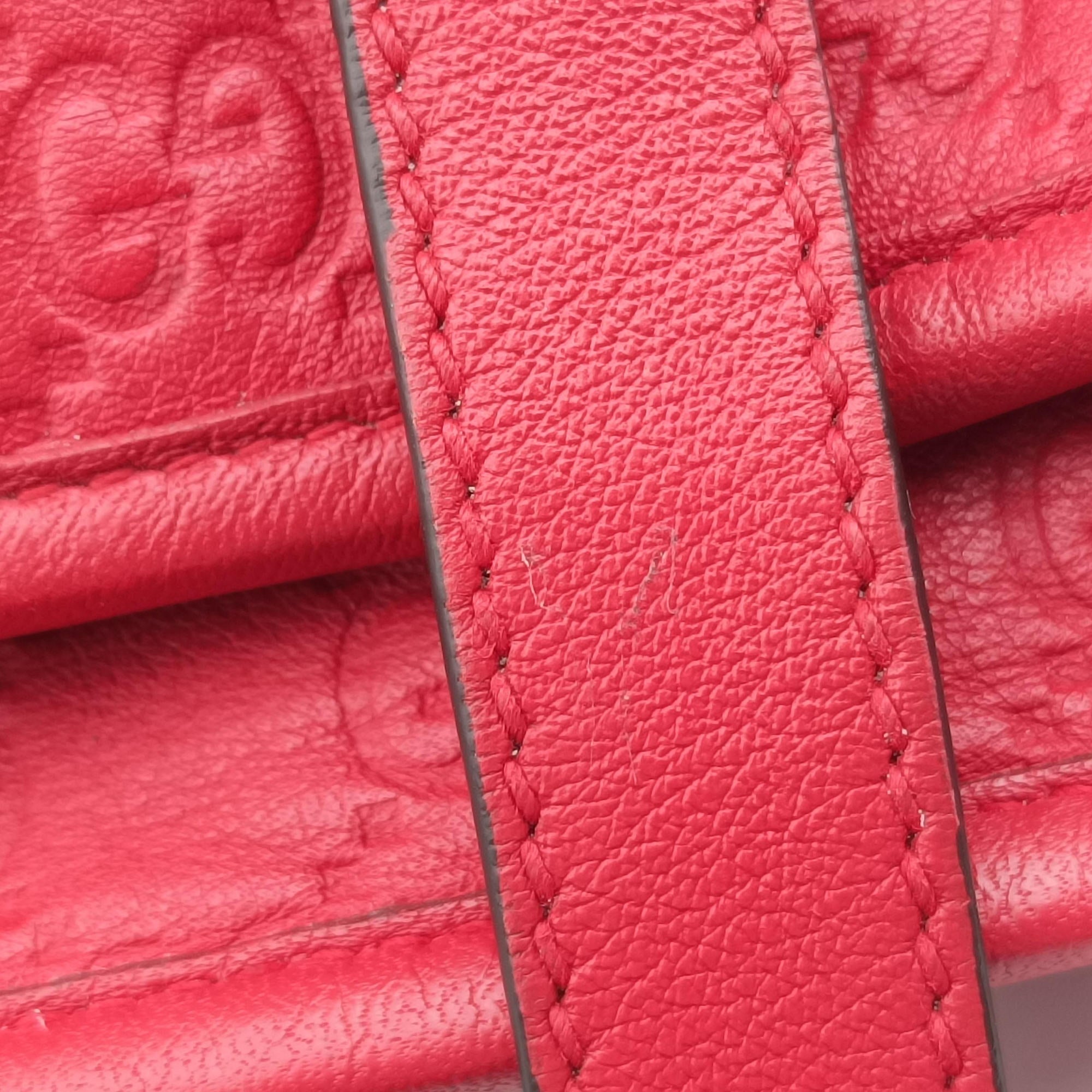 Vintage Gucci Guccissima GG Imprime Red Leather 211137 handbag | stylenewstar