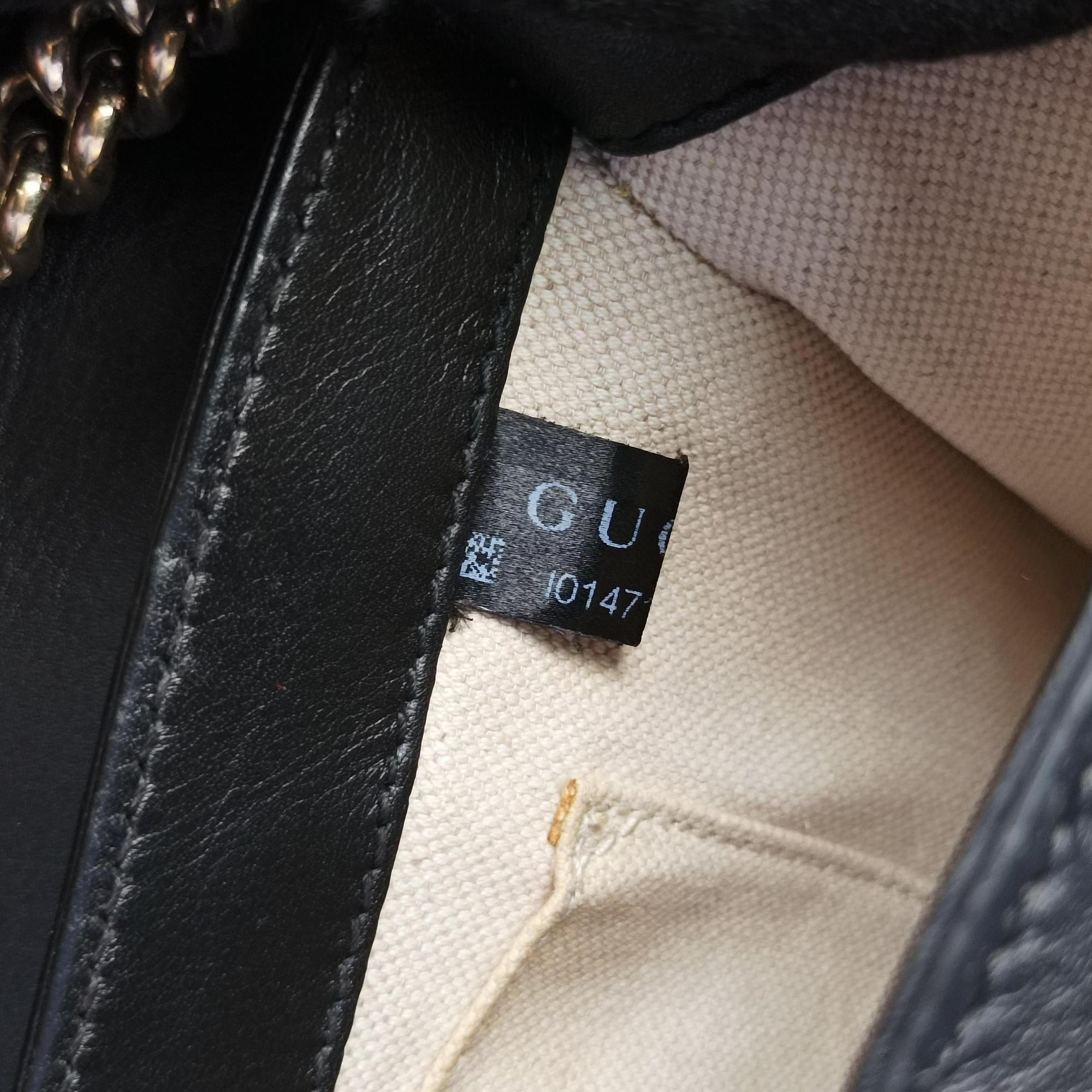 Secondhand Gucci Emily Black Leather 295402 shoulderbag | stylenewstar
