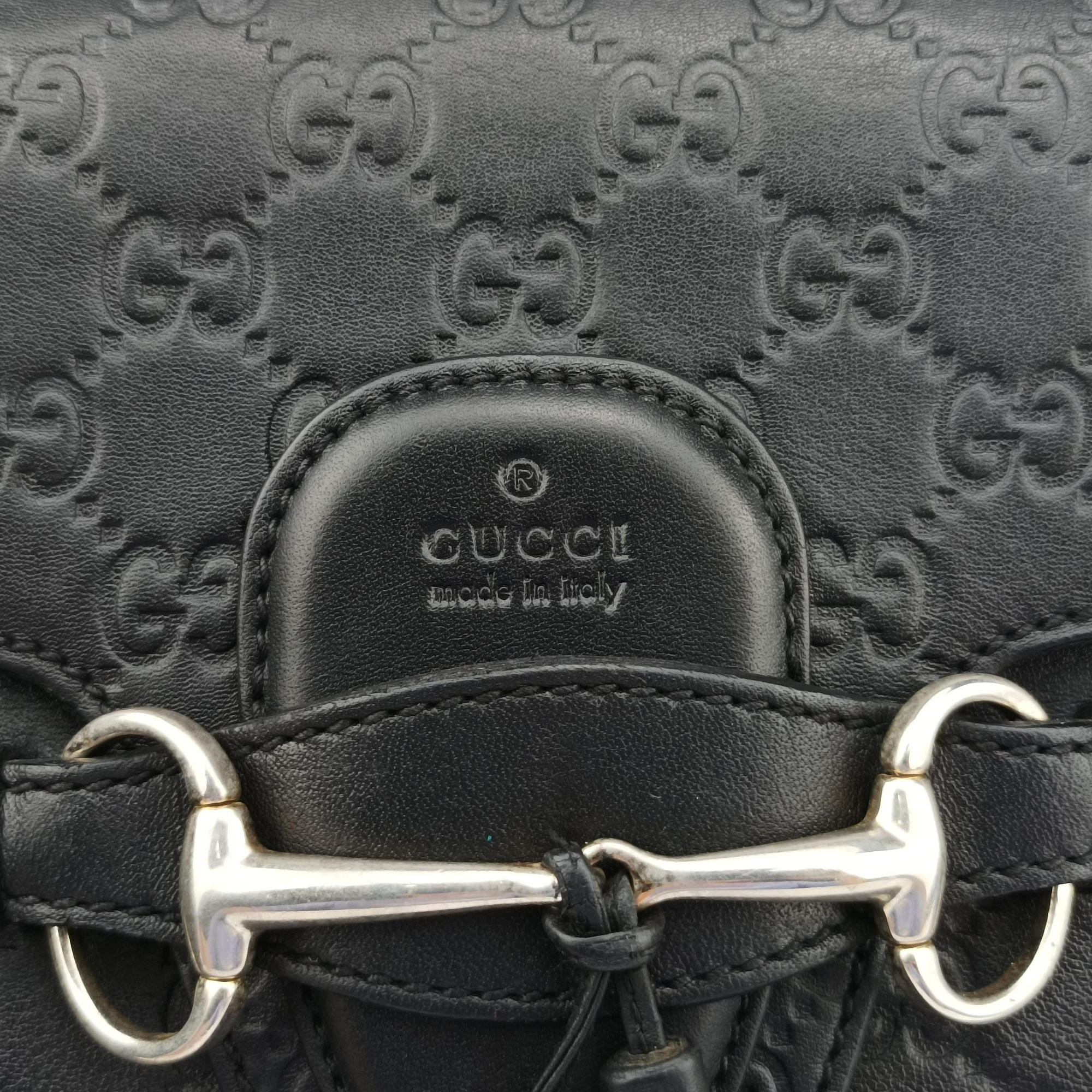 Secondhand Gucci Emily Black Leather 295402 shoulderbag | stylenewstar