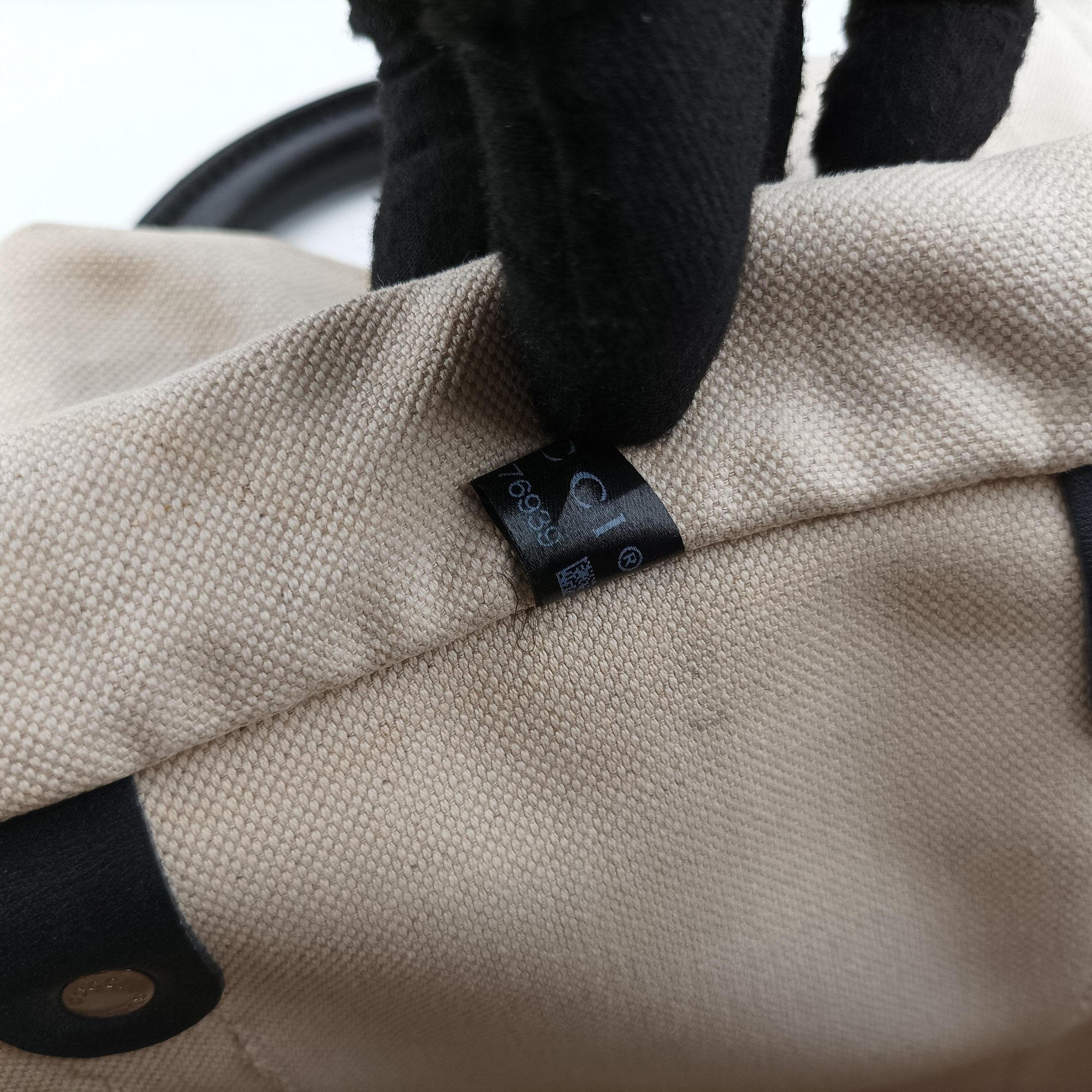 Pre-owned Gucci Diamante Beige×Black PVC coated canvas x Leather 208463 shoulderbag | stylenewstar
