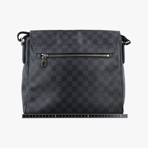 Pre-owned Louis Vuitton District MM Black Damier GRAPHITE N41272 shoulderbag | stylenewstar