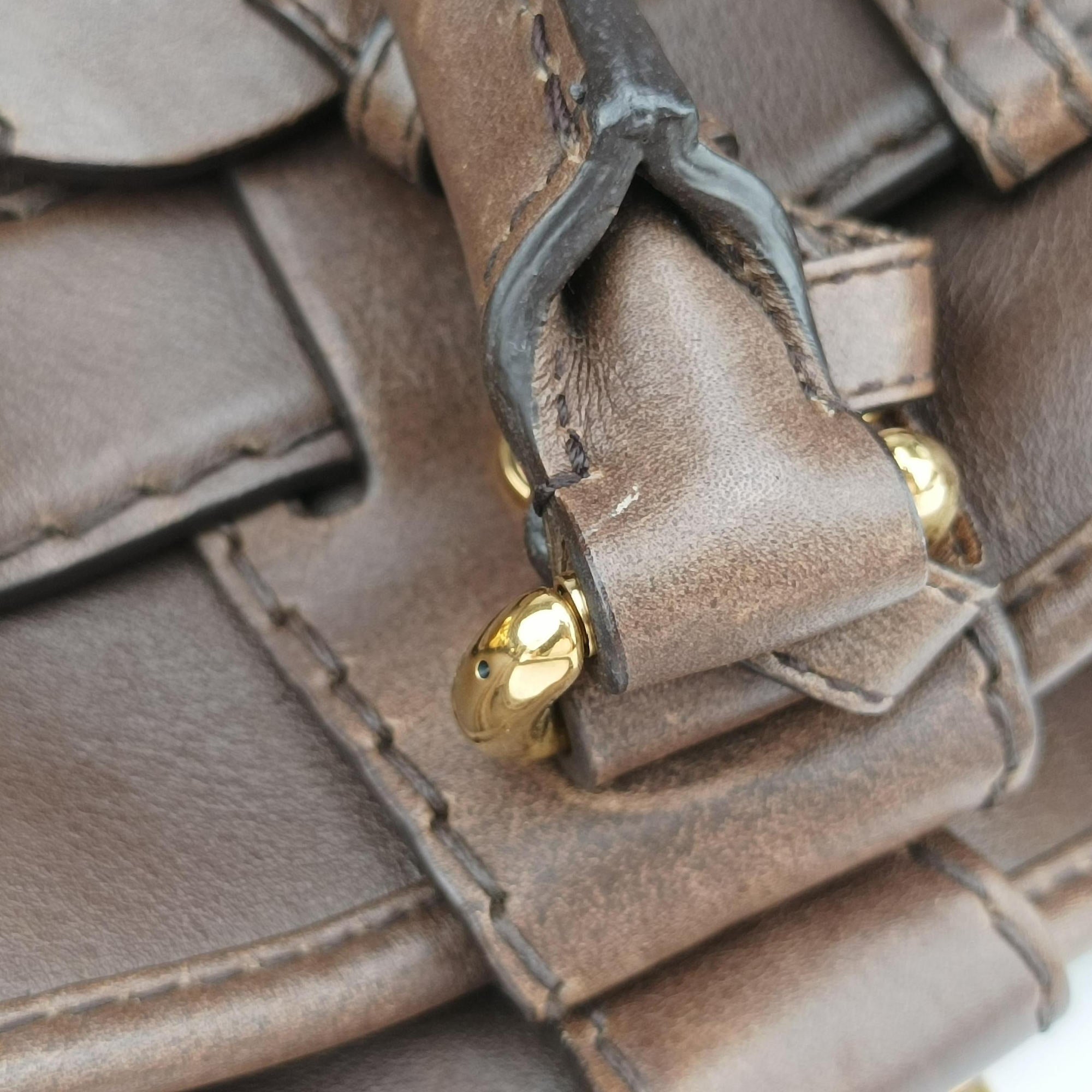 Pre-owned Gucci GG Running Camel Leather 247183 handbag | stylenewstar