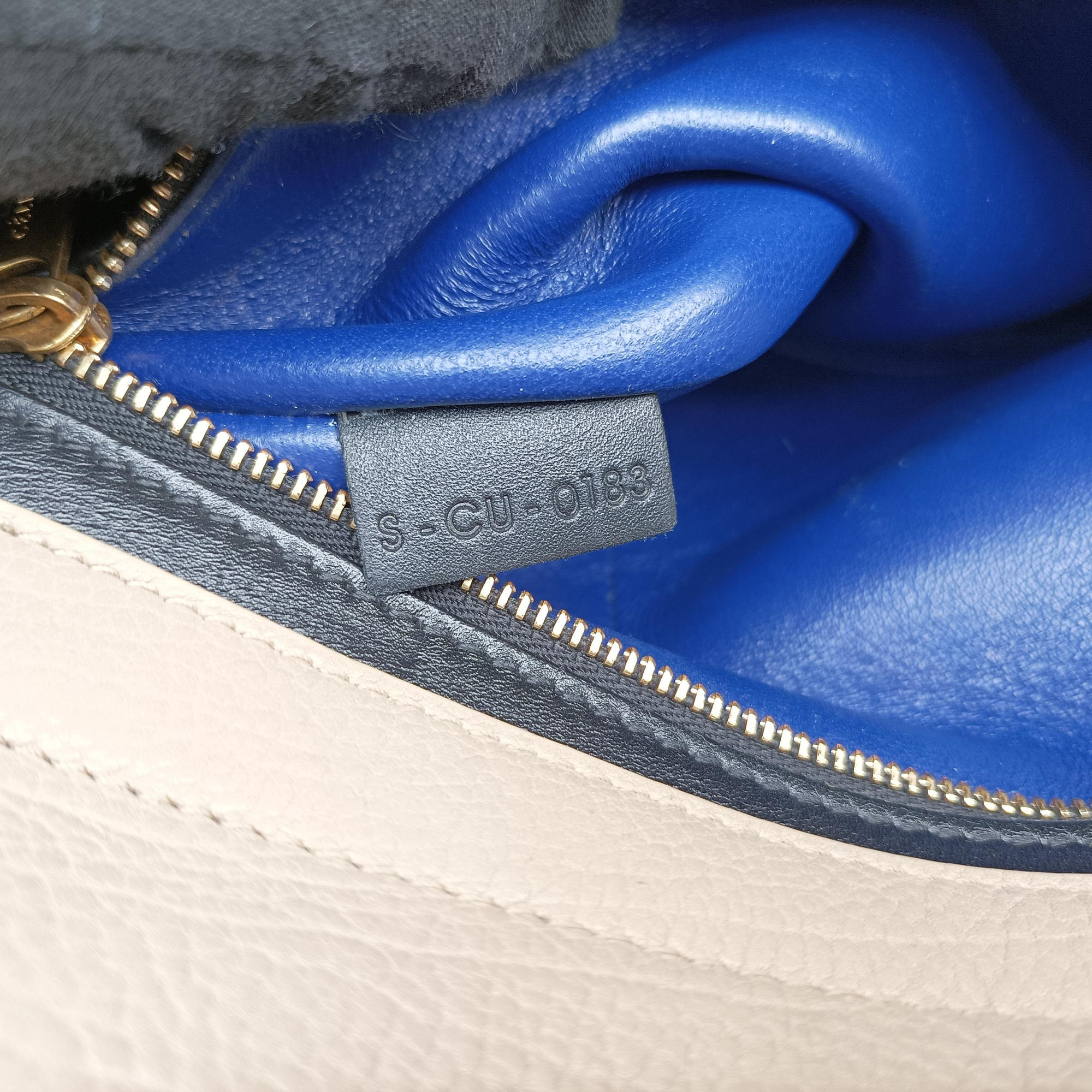Pre-owned Celine Trapeze Beige×black×blue Suede × leather  shoulderbag | stylenewstar