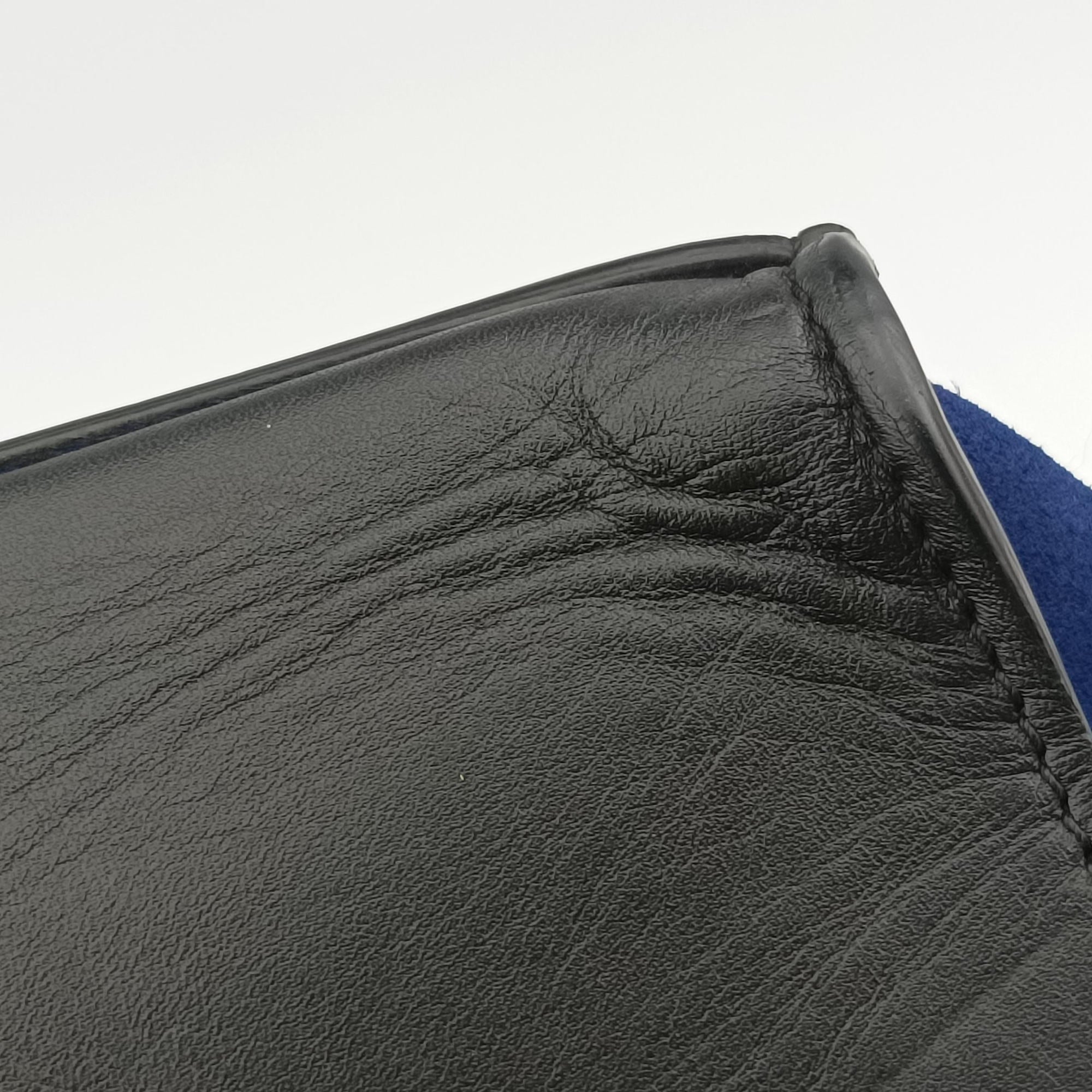 Pre-owned Celine Trapeze Beige×black×blue Suede × leather  shoulderbag | stylenewstar