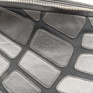 Pre-owned Chanel Scales Black Leather A39807 shoulderbag | stylenewstar