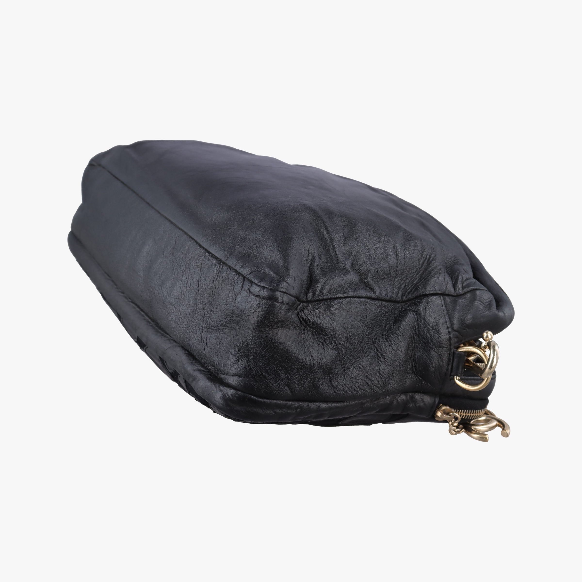 Pre-owned Chanel Scales Black Leather A39807 shoulderbag | stylenewstar