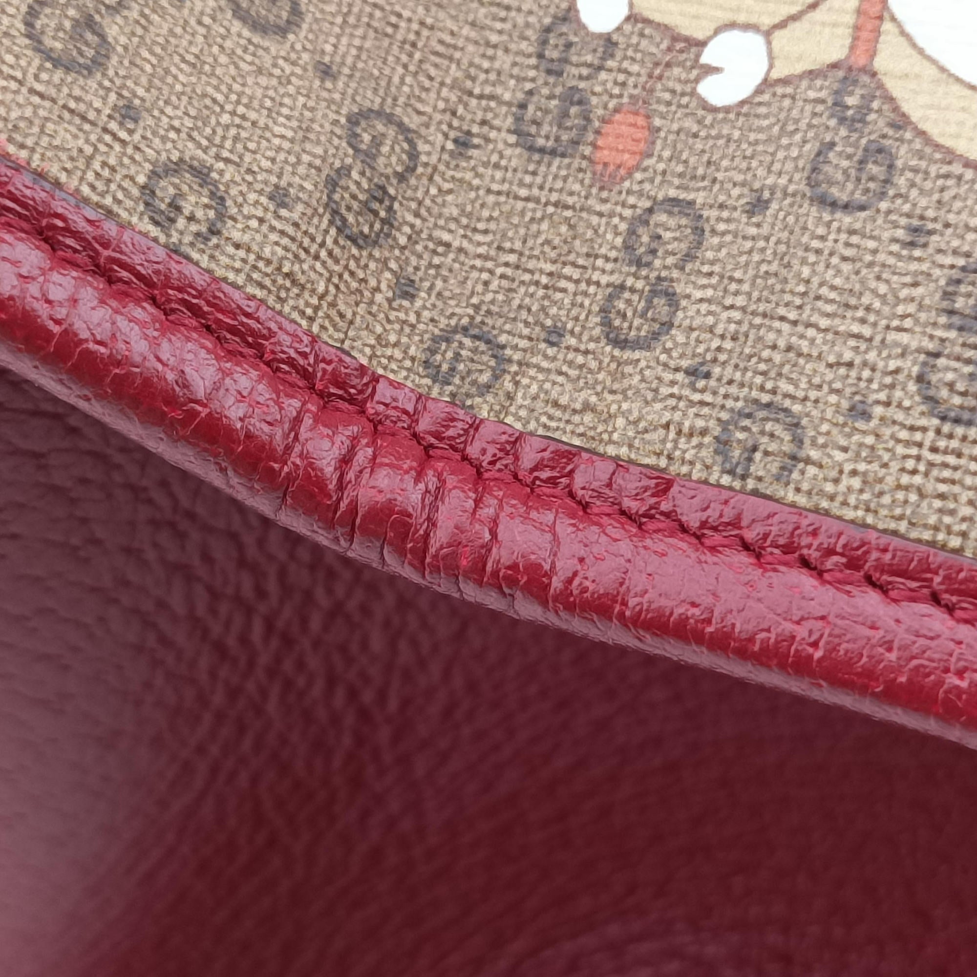 Pre-owned Gucci Doraemon Gucci Lunar New Year Beige Monogram × Cherry Red GG Supreme Canvas × Calfskin Leather 653952 shoulderbag | stylenewstar