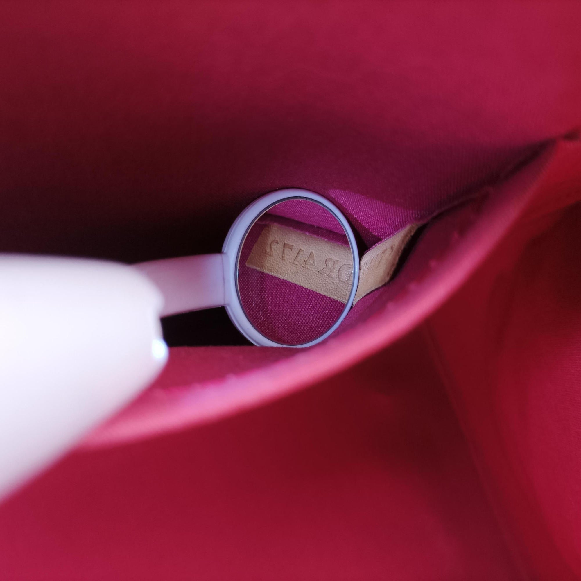 Pre-owned Louis Vuitton Brea MM ROSE INDIEN Vernis M91798 shoulderbag | stylenewstar