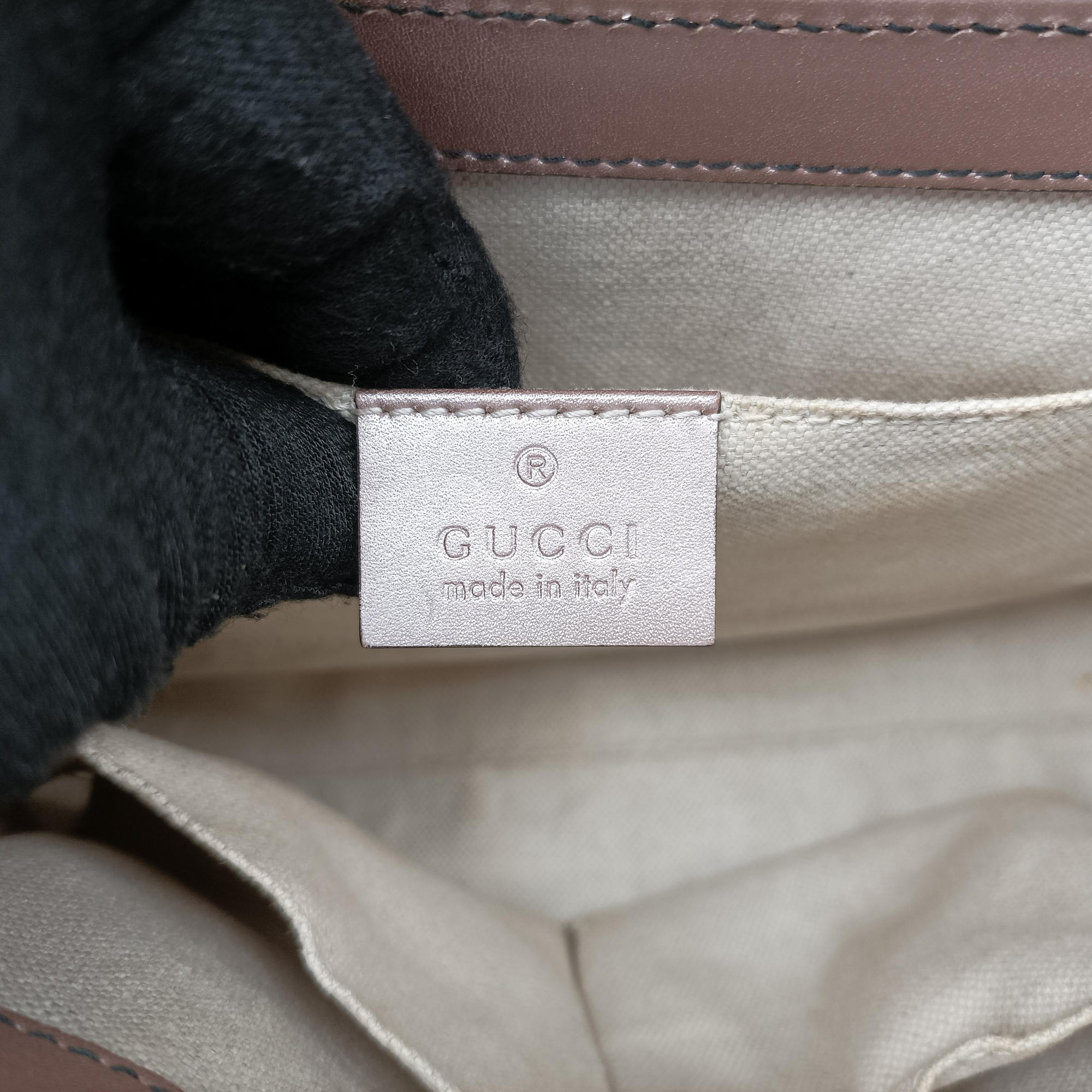 Pre-owned Gucci Emily Pink Patent Leather 295402 shoulderbag | stylenewstar