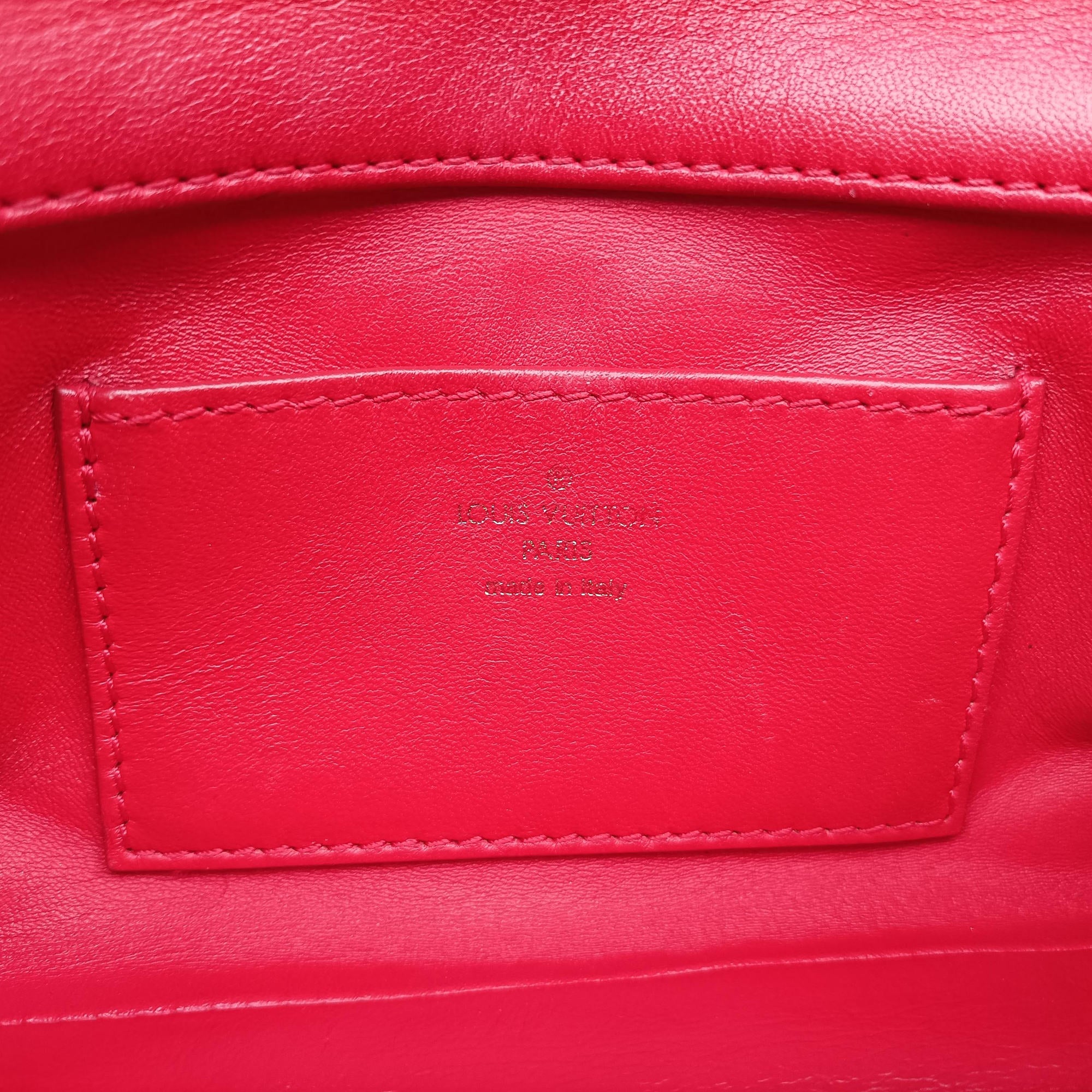 Pre-owned Louis Vuitton GO-14MINI red Leather M51000 shoulderbag | stylenewstar