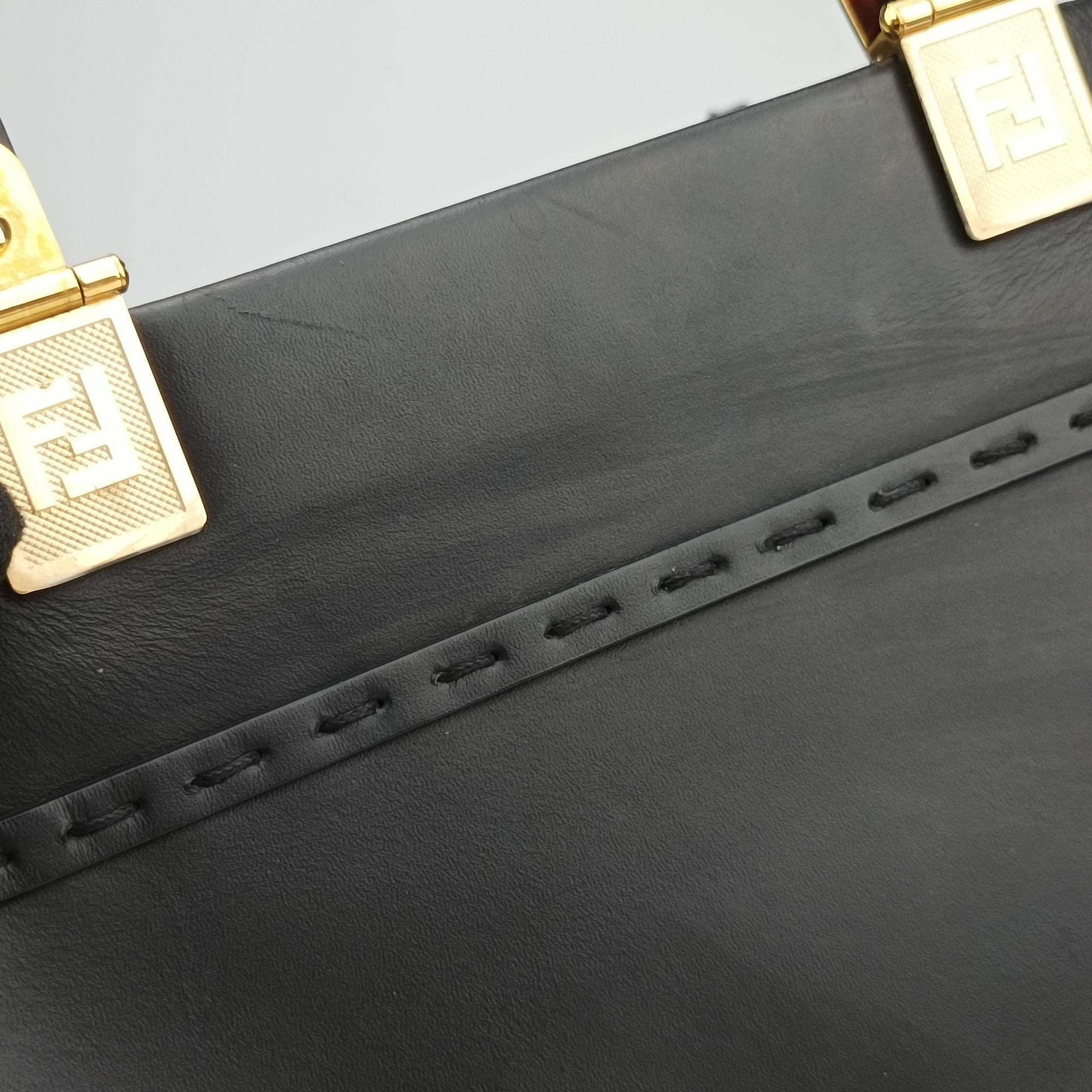 Vintage Fendi Sunshine Black Leather 8BH372 shoulderbag | stylenewstar