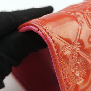 Secondhand Chanel Iconic Matelasse Pink Patent Leather A37156 shoulderbag | stylenewstar