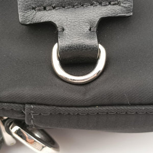 Pre-owned Valentino VLogo Black Nylon × Calfskin Leather  shoulderbag | stylenewstar