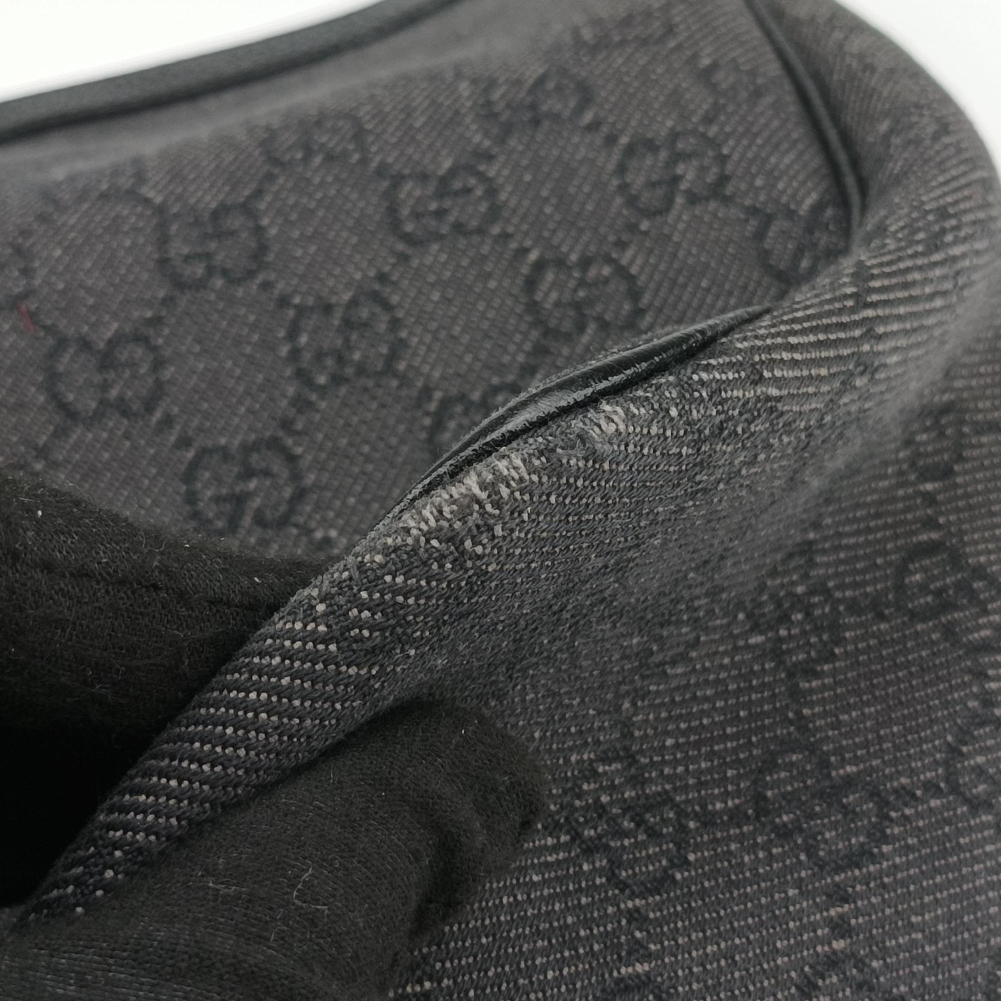 Secondhand Gucci Abbey Hobo Black canvas 293581 shoulderbag | stylenewstar