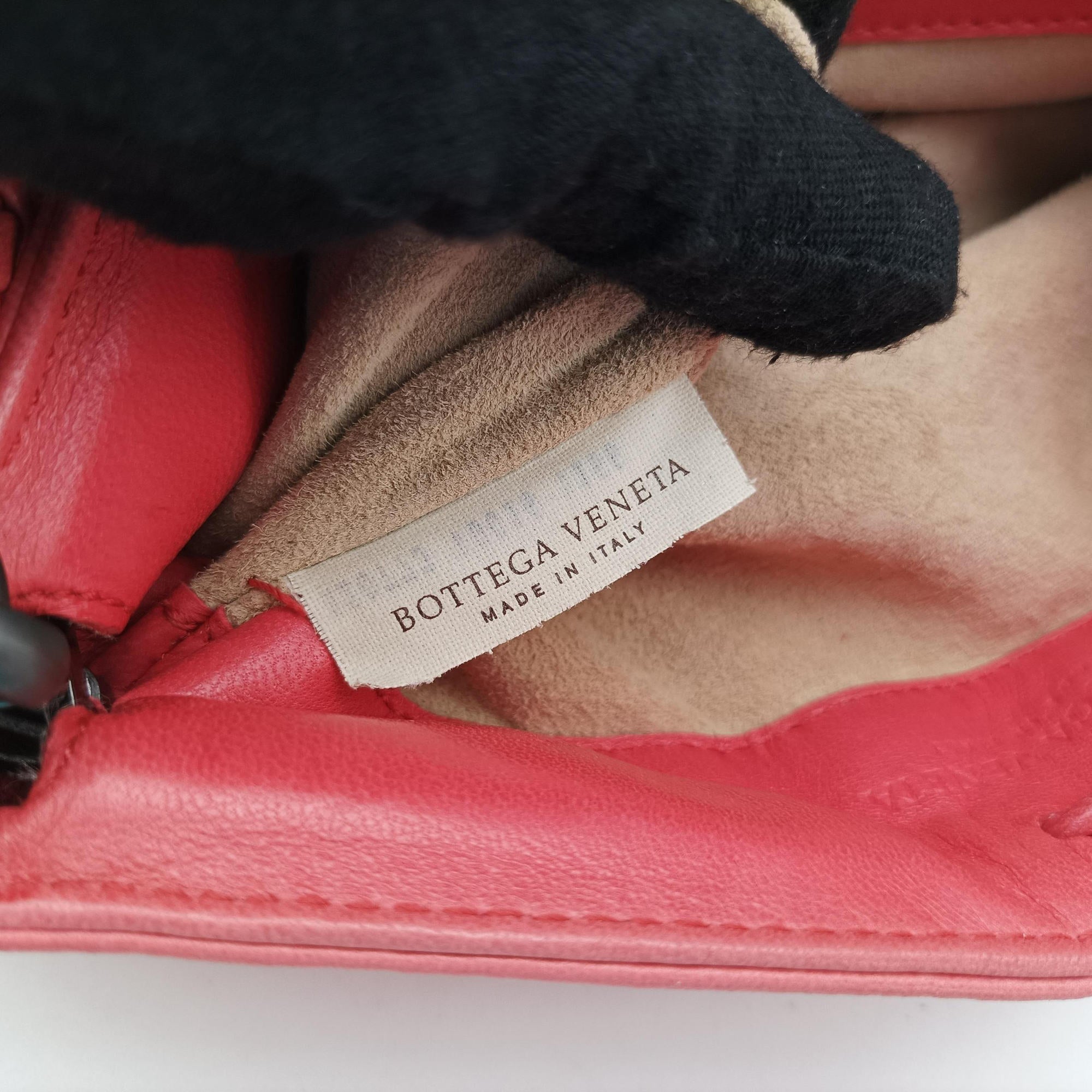 Secondhand Bottega Veneta Intrecciato Pink lambskin  handbag | stylenewstar