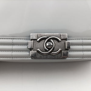 Pre-owned Chanel BOY CHANEL Grey Patent Leather A67018 shoulderbag | stylenewstar