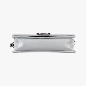 Pre-owned Chanel BOY CHANEL Grey Patent Leather A67018 shoulderbag | stylenewstar