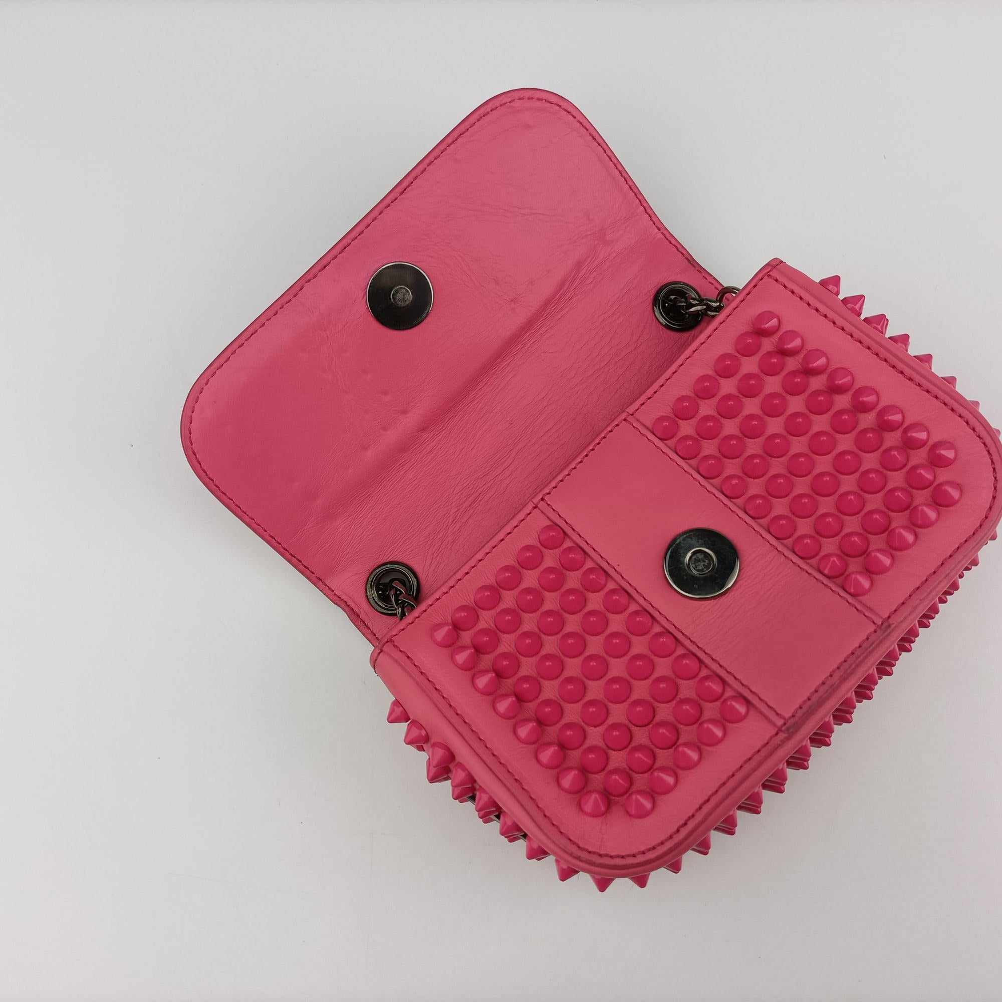 Pre-owned Christian Louboutin Sweet Charity Scarabe Spike Pink Leather  shoulderbag | stylenewstar