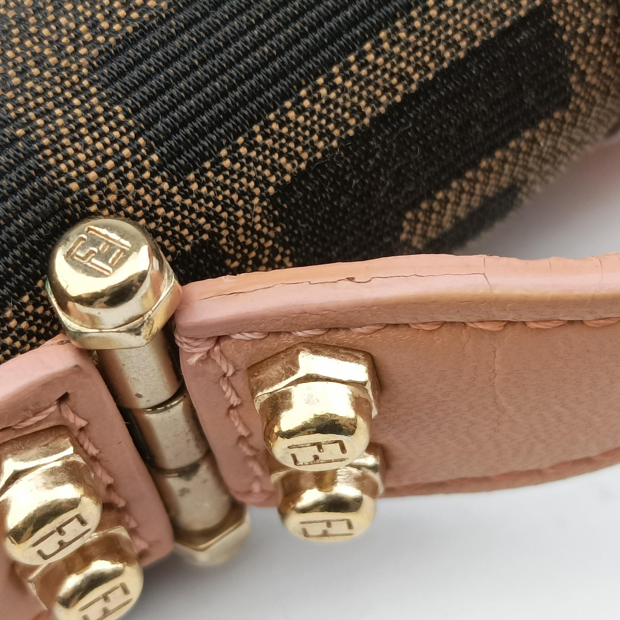 Pre-owned Fendi Zucca Vanity Mirror beige×Brown×purple canvas×leather 8BN133 shoulderbag | stylenewstar