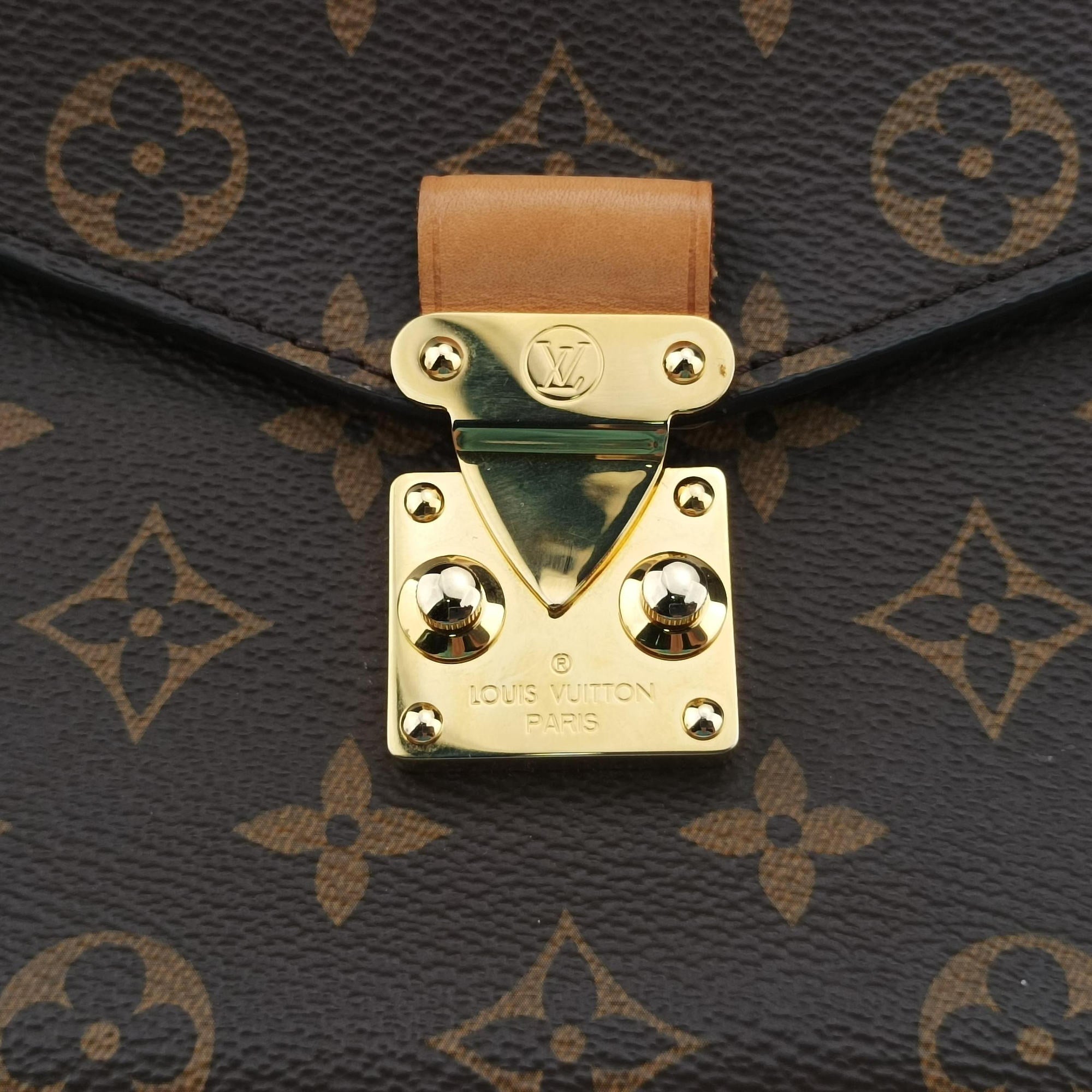 Pre-owned Louis Vuitton Pochette Metis MM Brown Monogram Canvas M44875 shoulderbag | stylenewstar