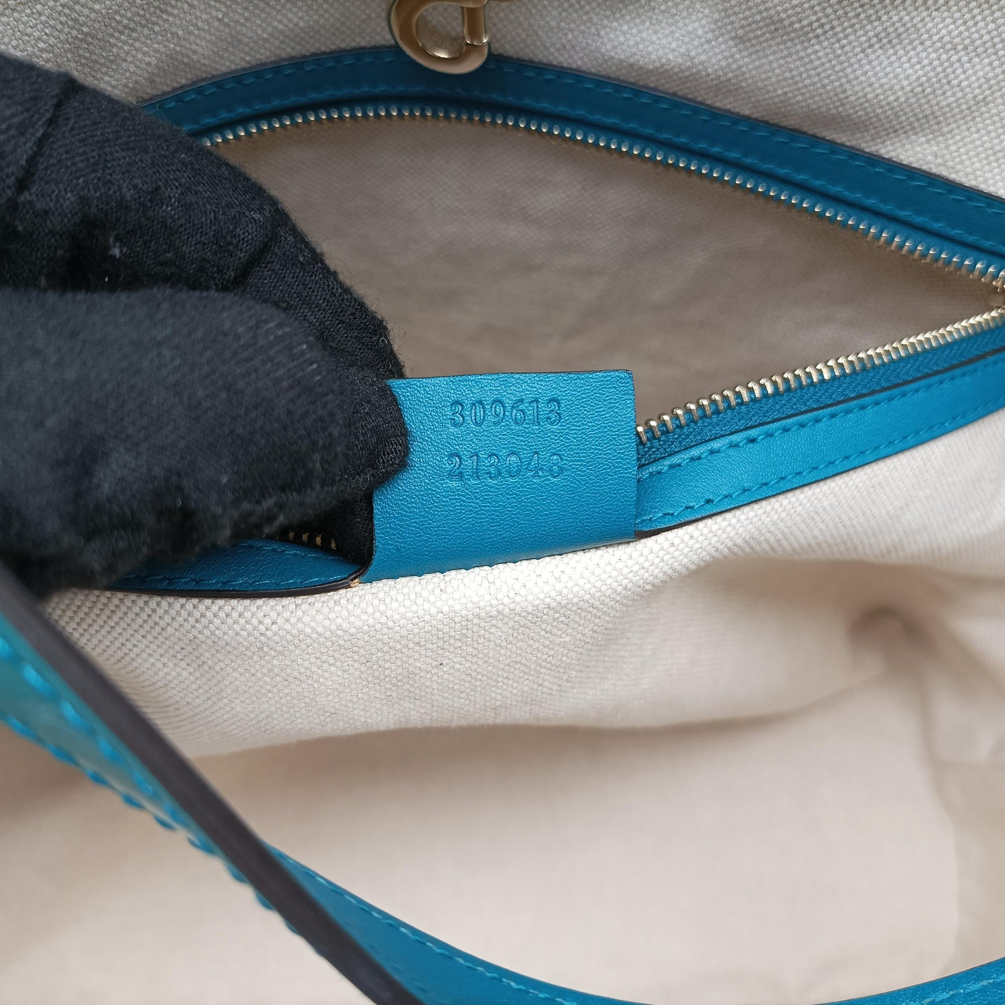 Pre-owned Gucci Microguccissima Blue Patent Leather 309613 handbag | stylenewstar
