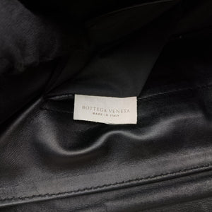 Pre-owned Bottega Veneta Intrecciato Black lambskin  shoulderbag | stylenewstar