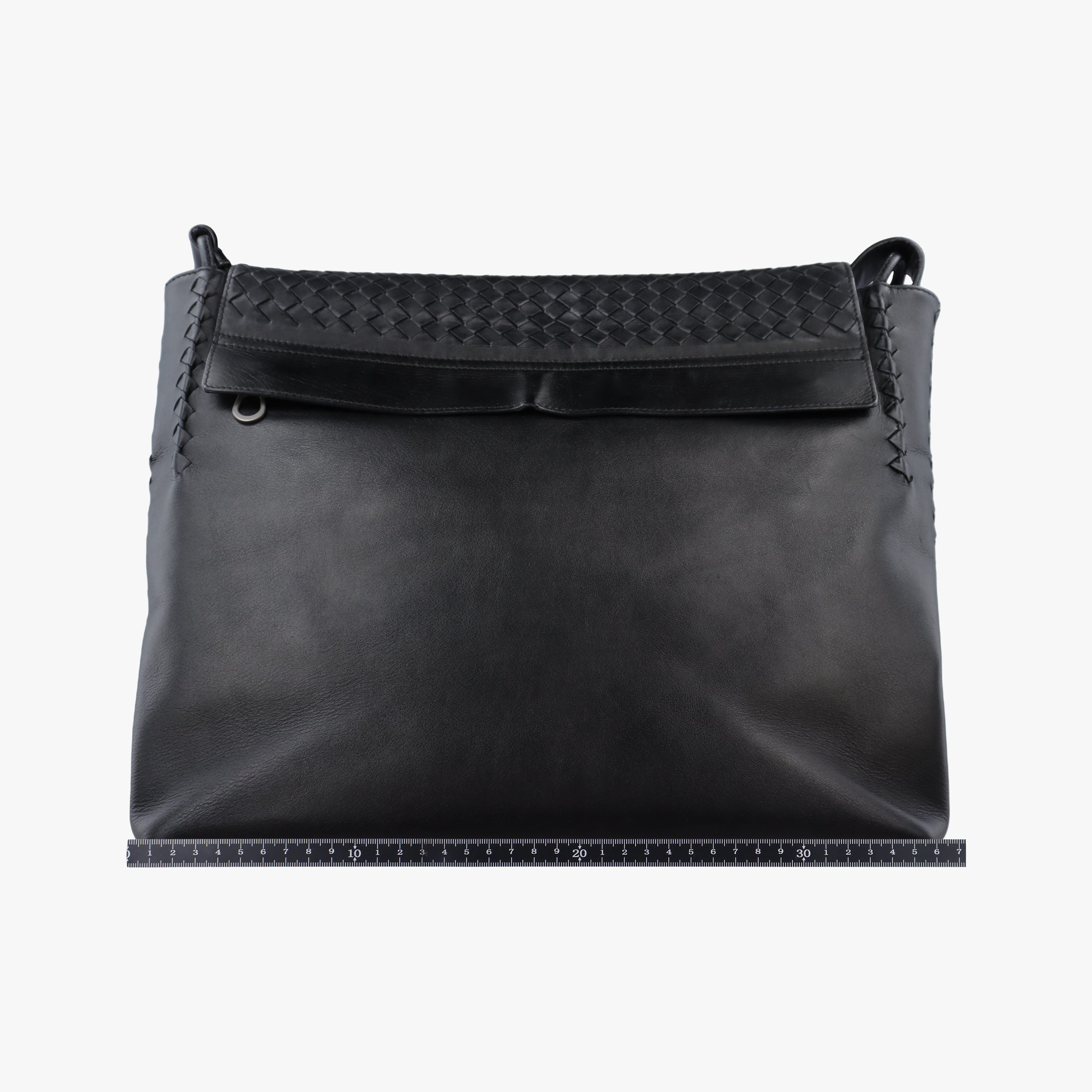Pre-owned Bottega Veneta Intrecciato Black lambskin  shoulderbag | stylenewstar
