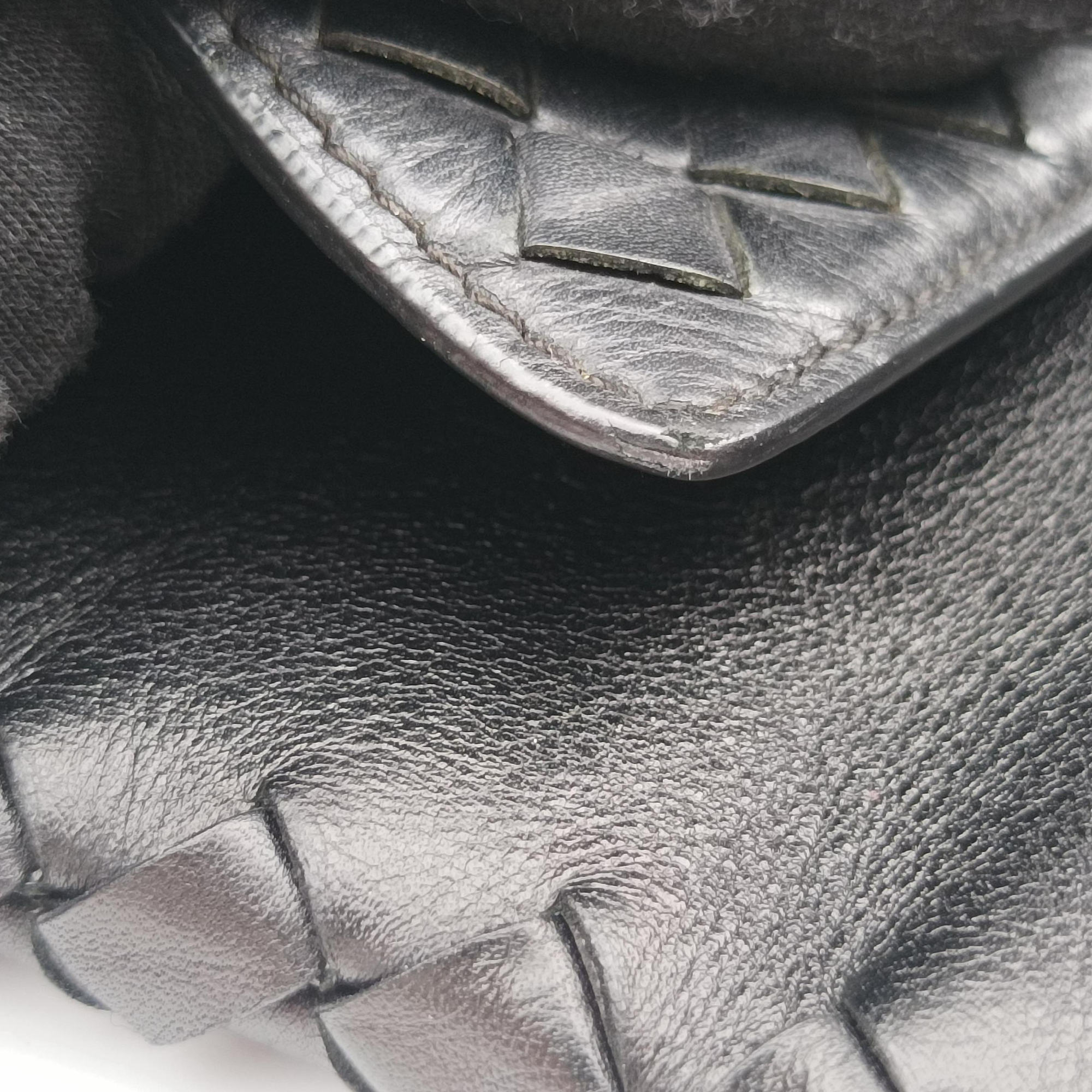 Pre-owned Bottega Veneta Intrecciato Black lambskin  shoulderbag | stylenewstar